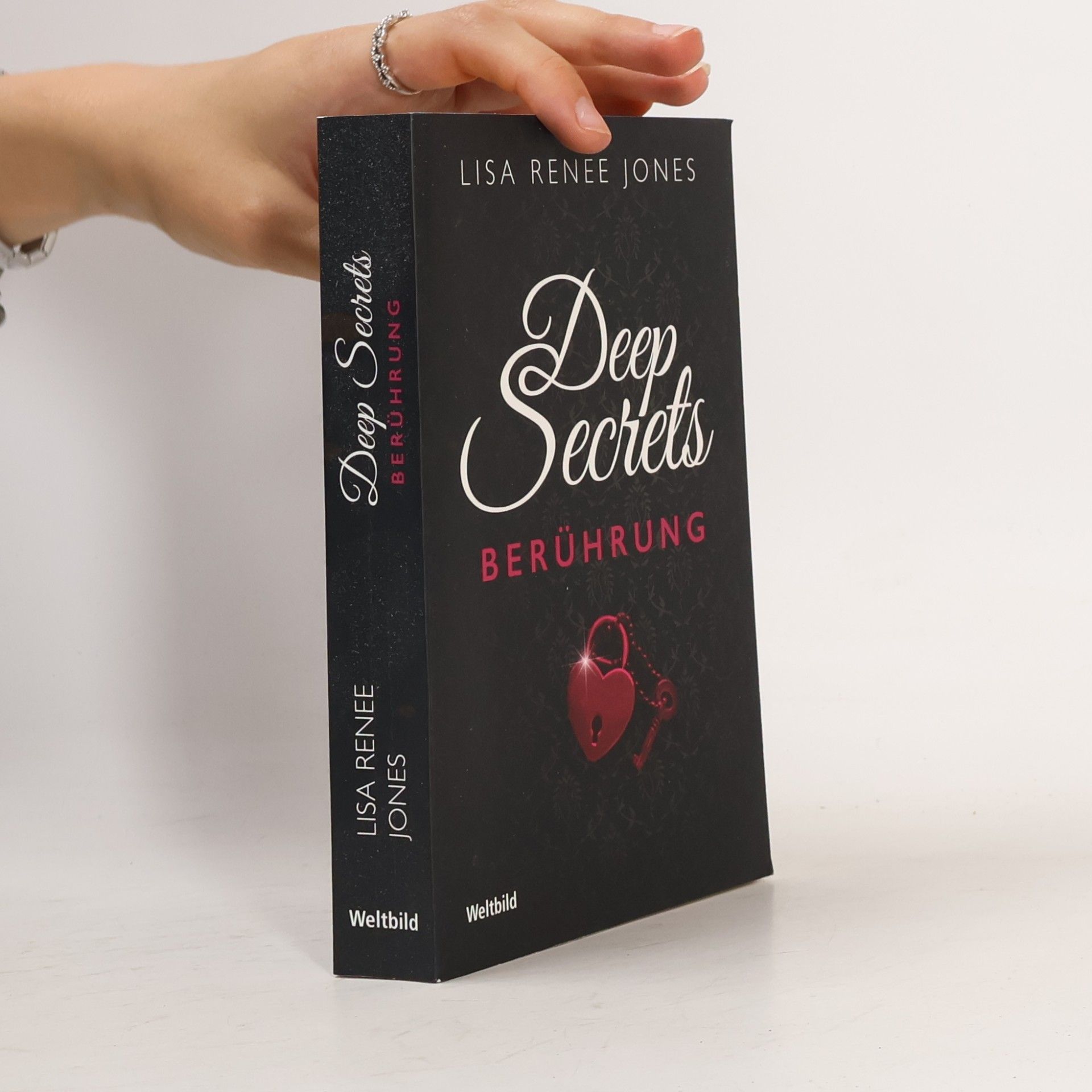 Lisa Renee Jones Deep Secrets. Hingabe