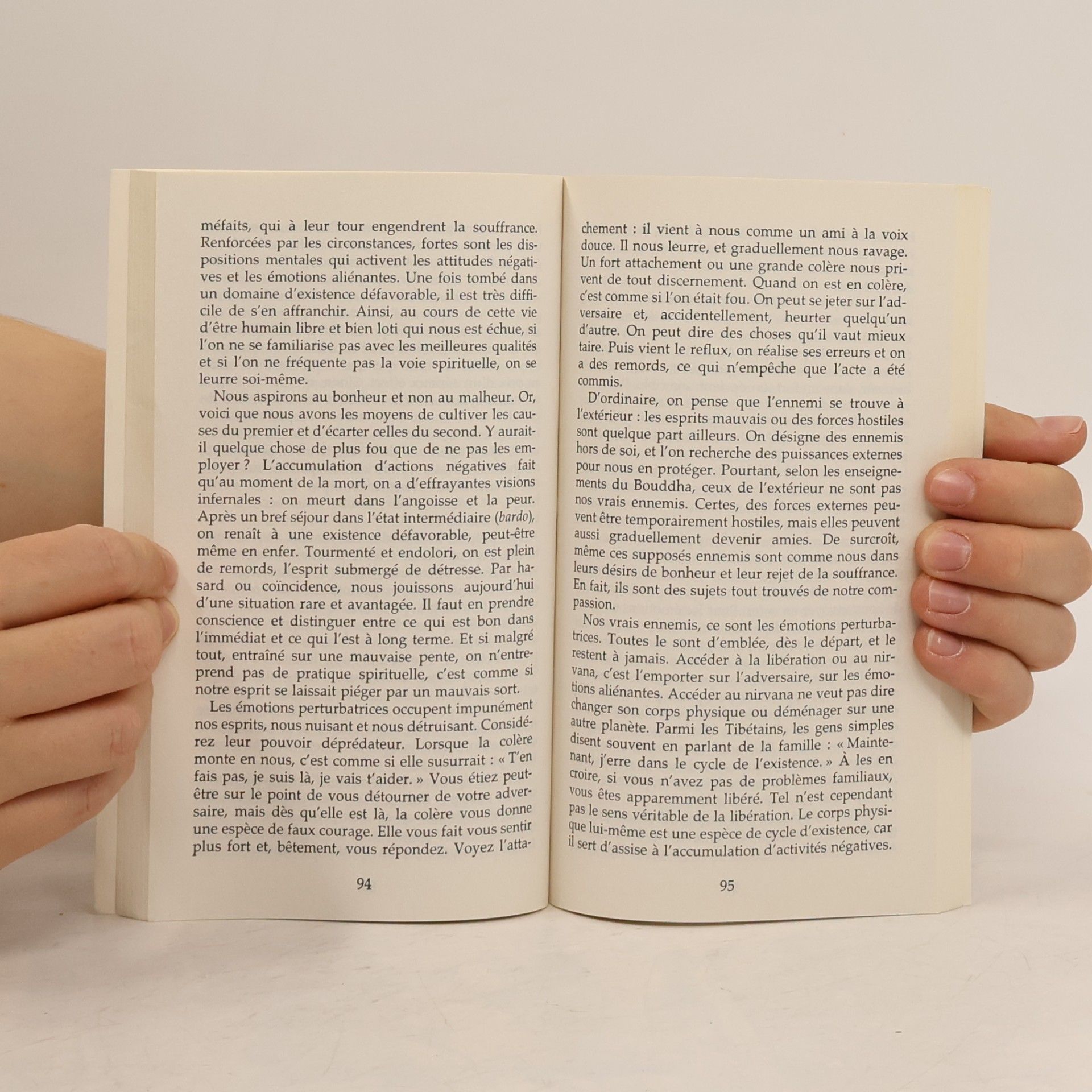 His Holiness Tenzin Gyatso the XIV Dalai Lama Du bonheur de vivre et de mourir en paix