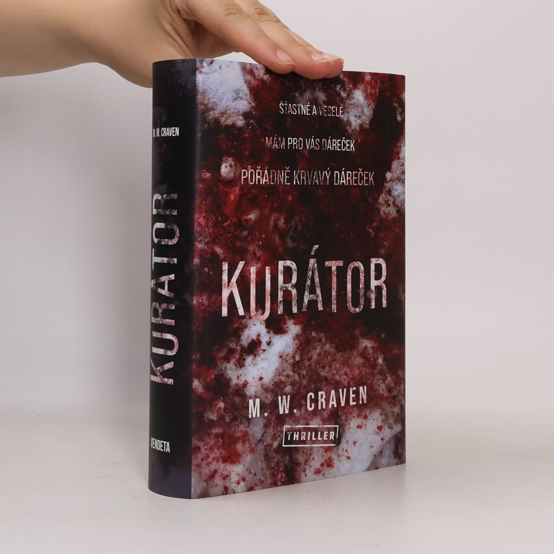 M. W. Craven Kurátor