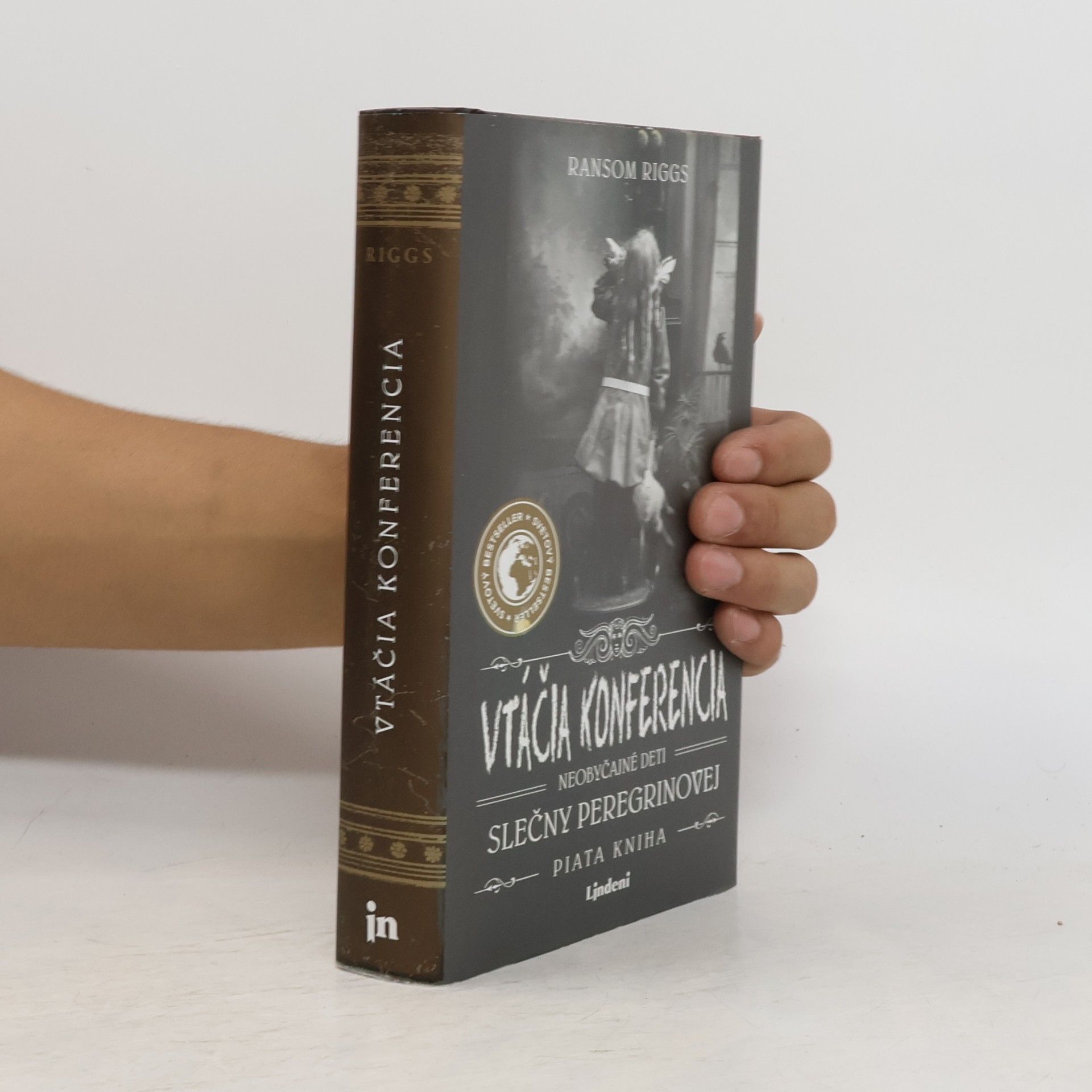 Ransom Riggs Vtáčia konferencia