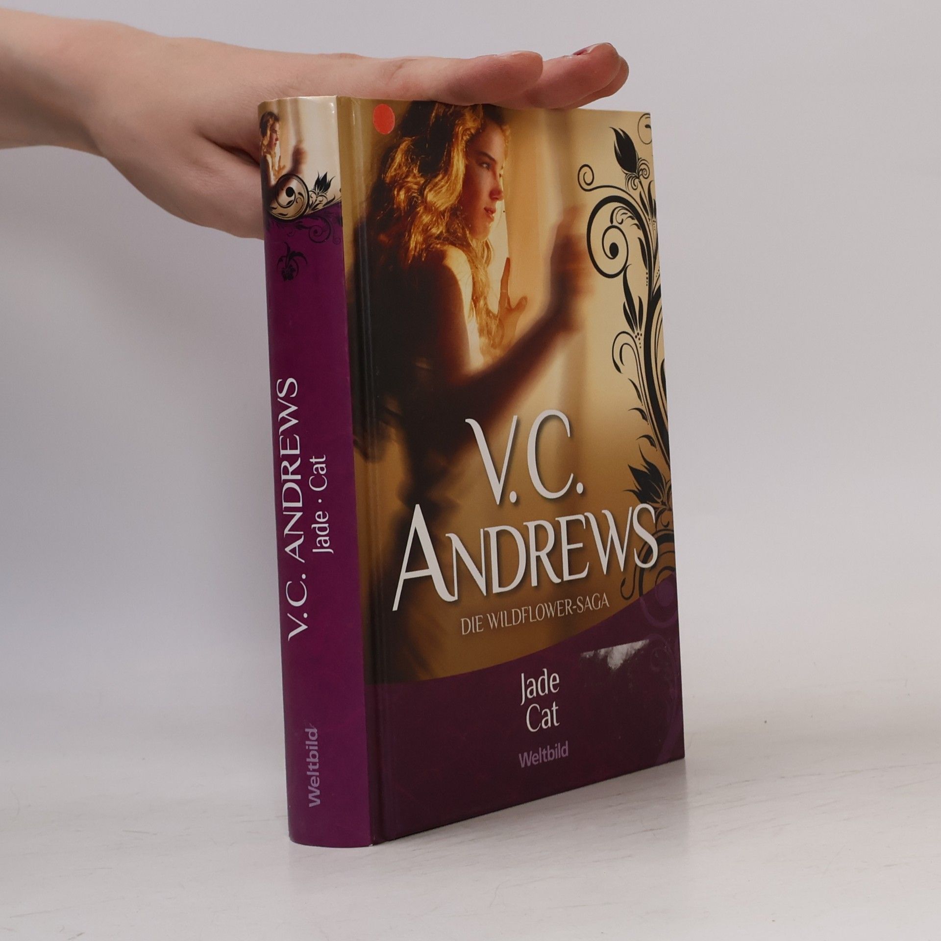 V. C. Andrews Jade Cat