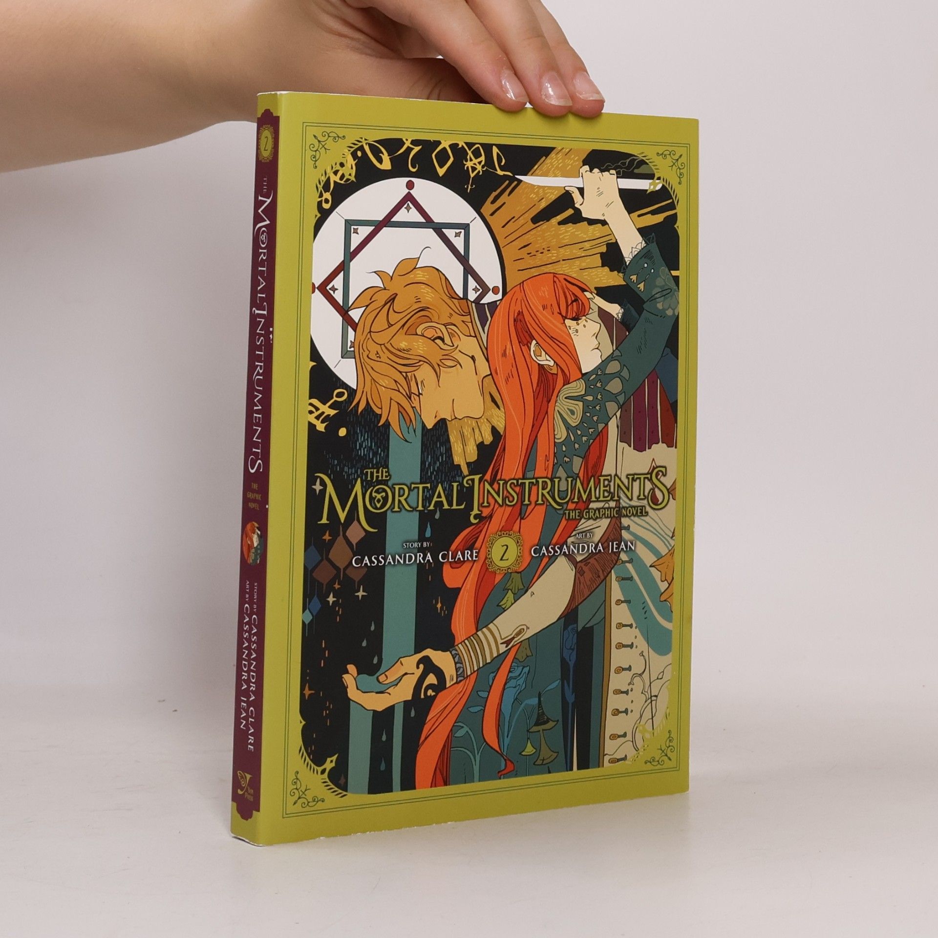 Cassandra Clare The mortal instruments 2