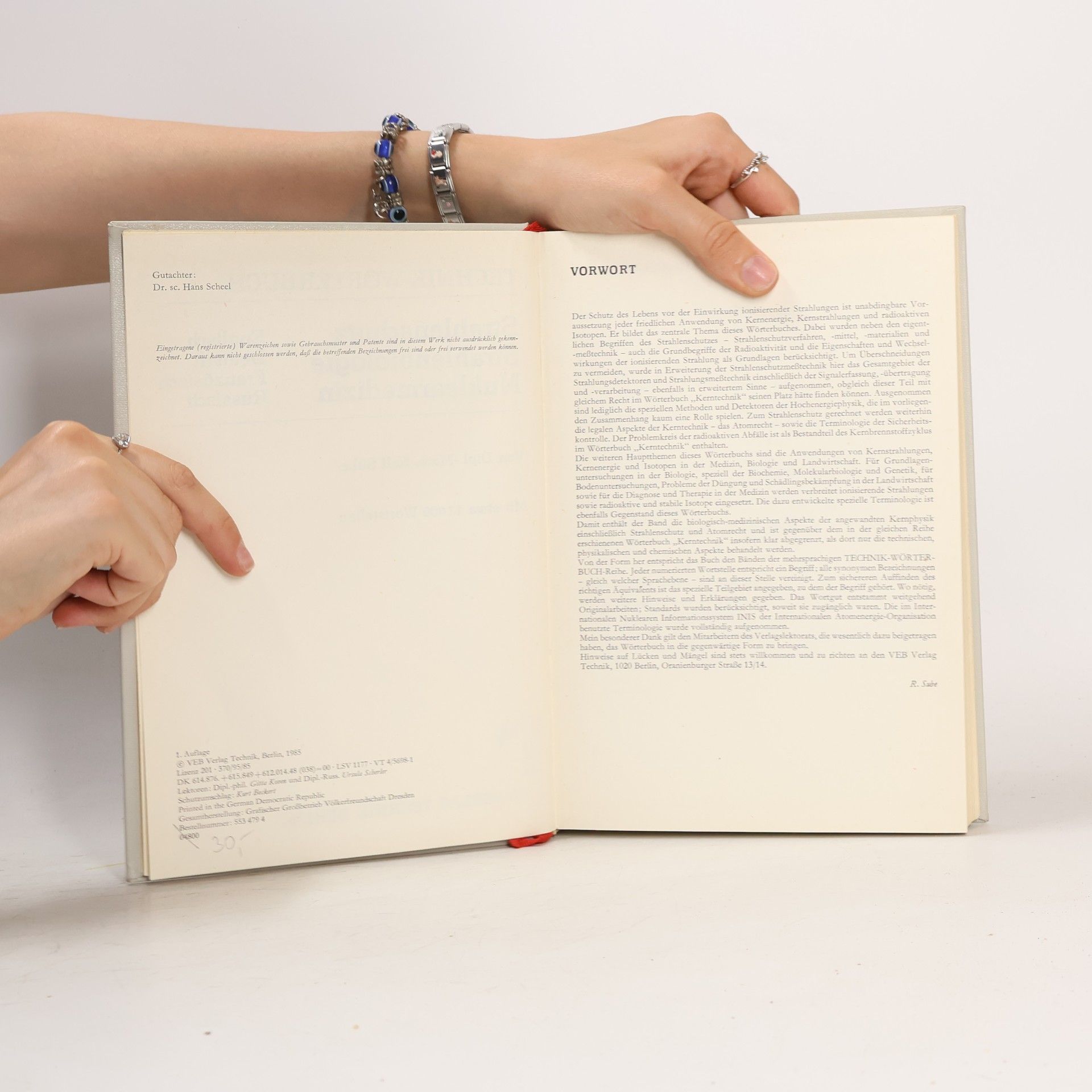 Autorenkollektiv Wörterbuch Strahlenschutz, Strahlenbiologie, Nuklearmedizin. Englisch, Deutsch, Französisch, Russisch