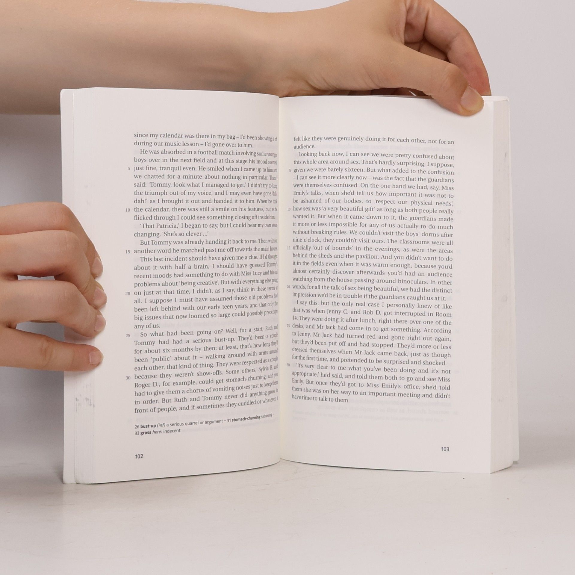 Kazuo Ishiguro Never let me go