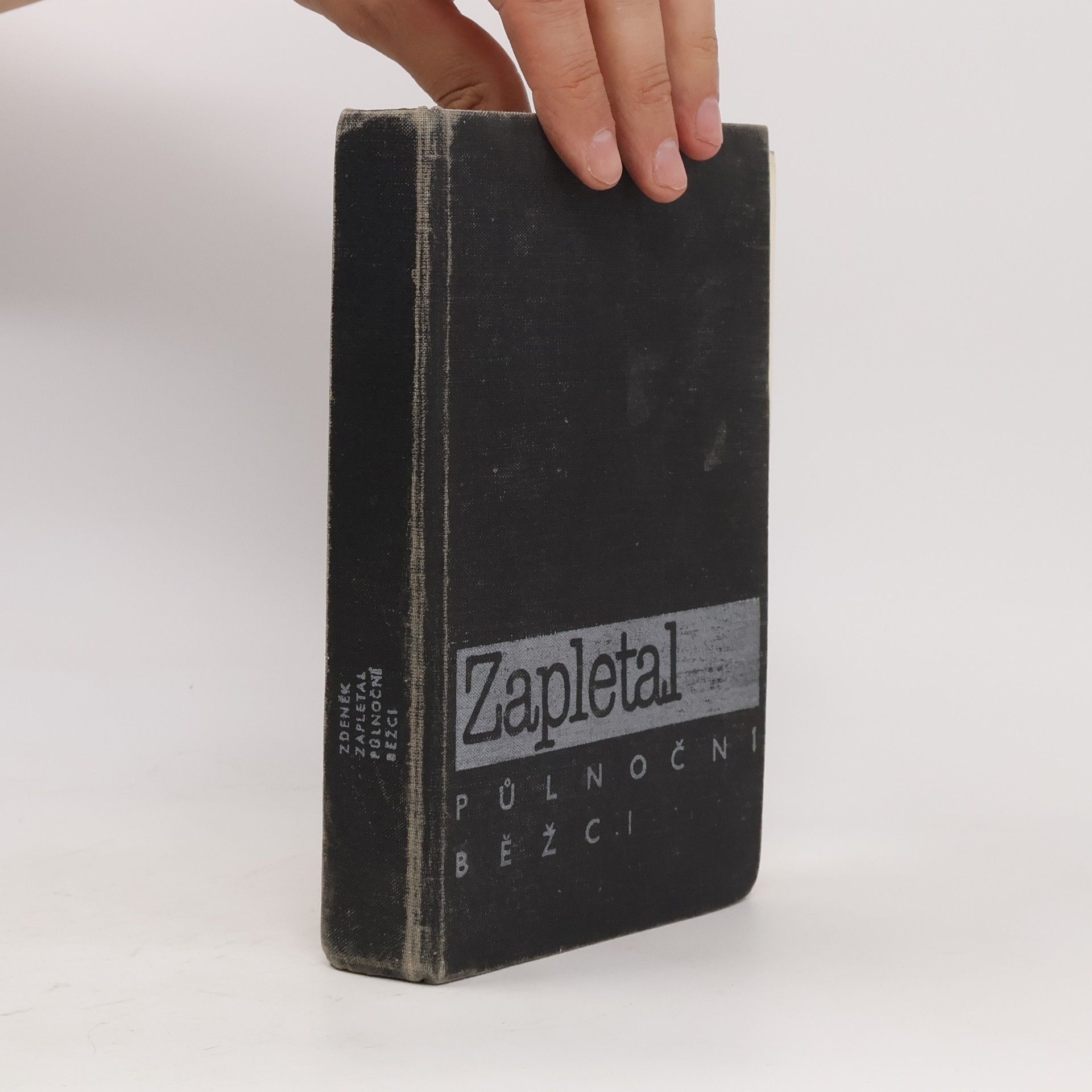 Zdeněk Zapletal Půlnoční běžci