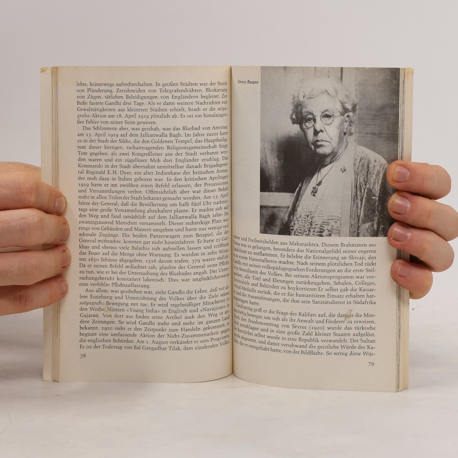 Heimo Rau Mahatma Gandhi mit Selbstzeugnissen und Bilddokumenten