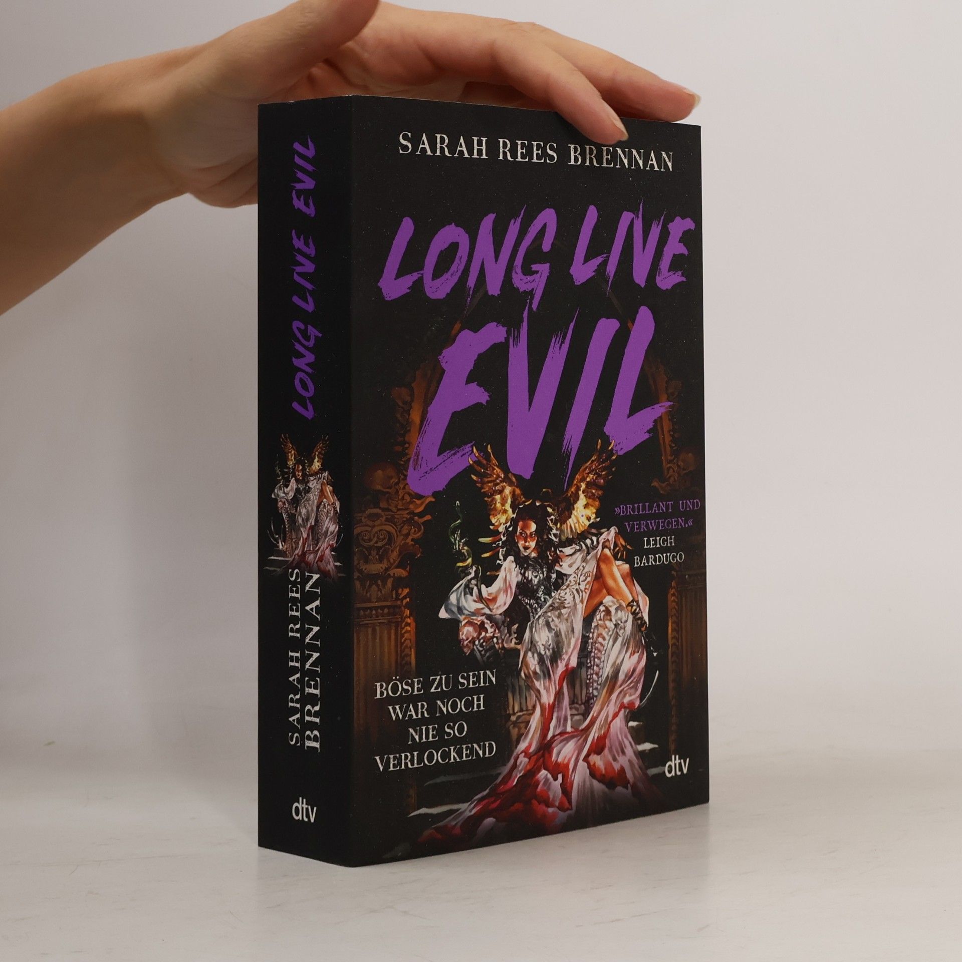 Sarah Rees Brennan Long Live Evil