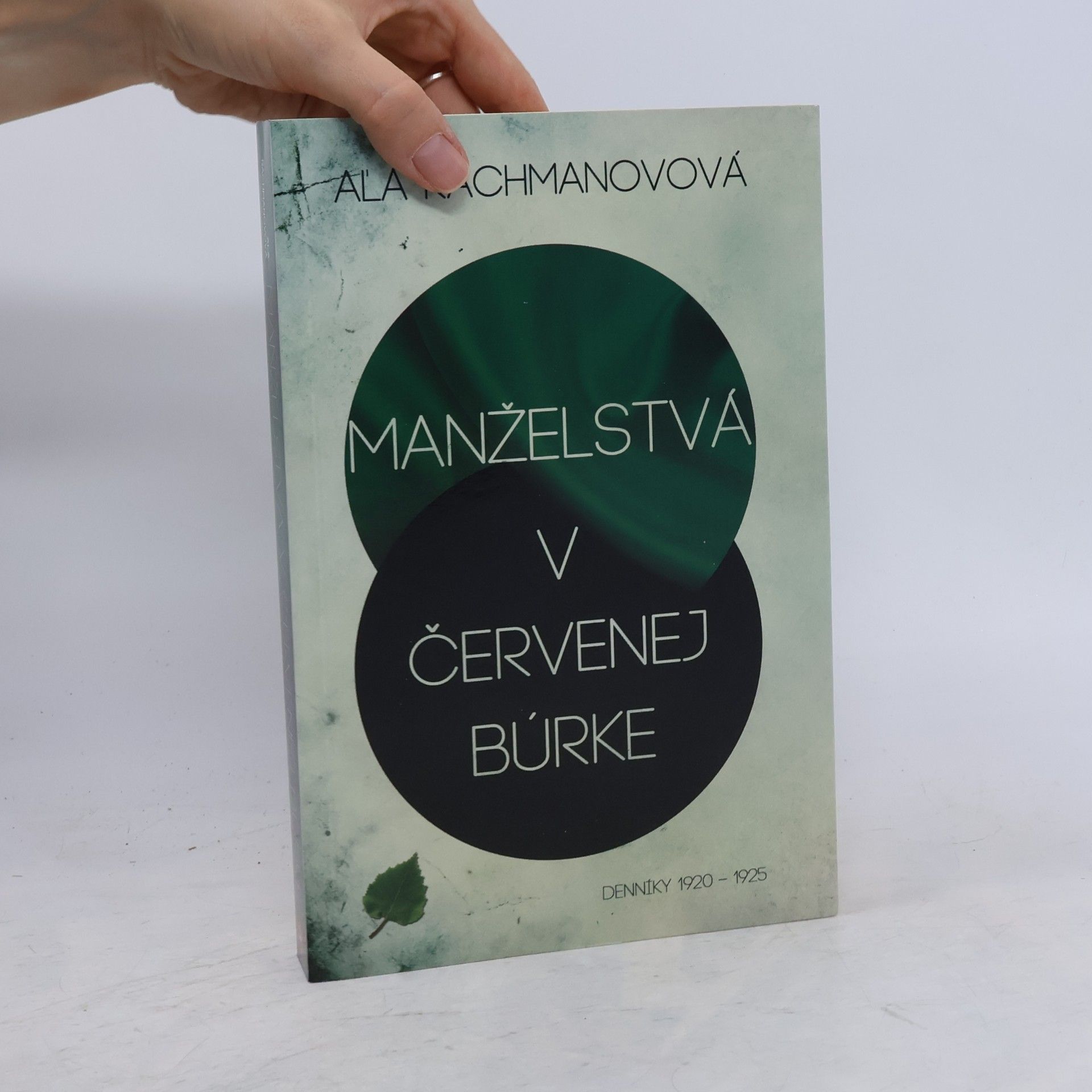 Alja Rachmanowa Manželstvá v červenej búrke
