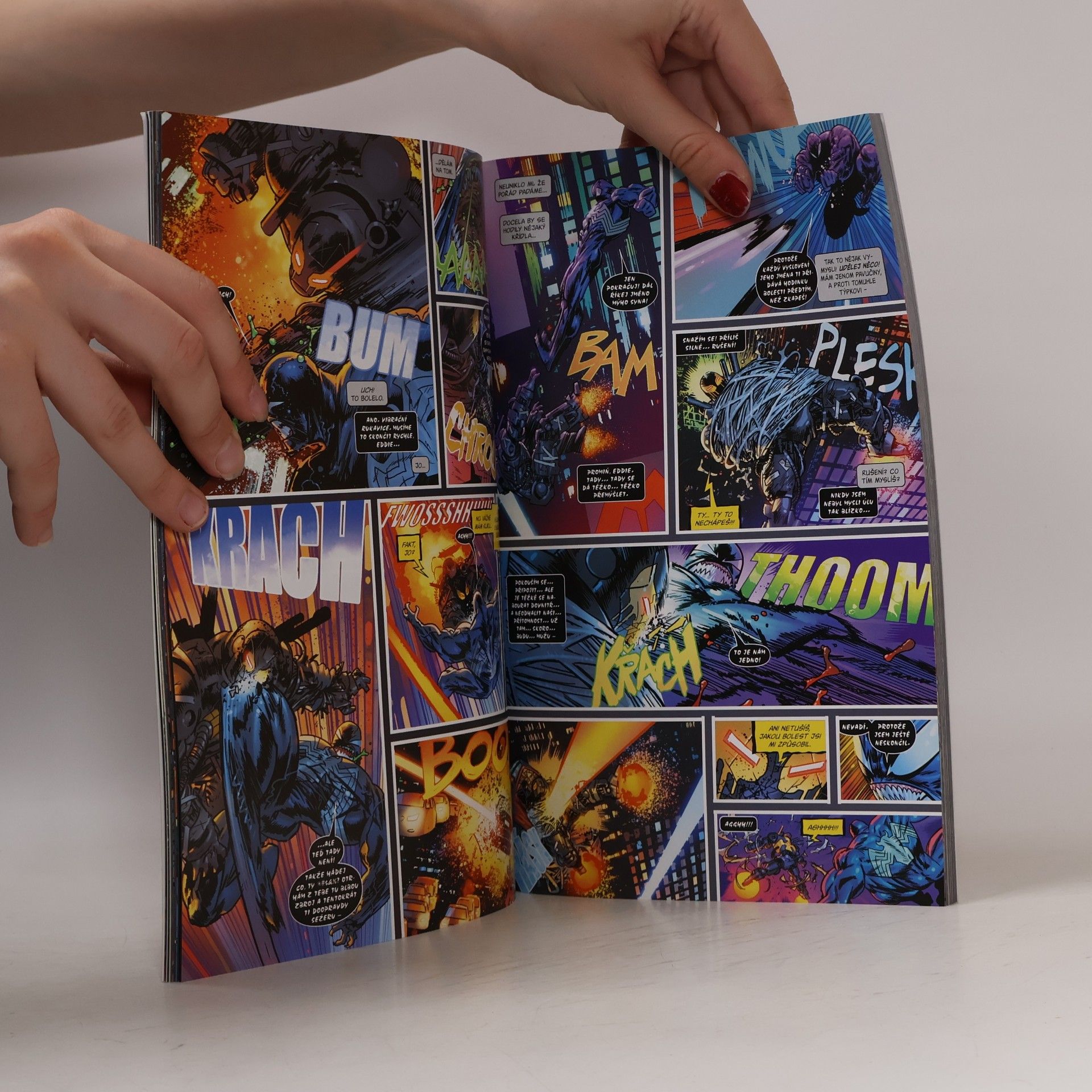 Donny Cates Venom 6 - Venom mezi světy