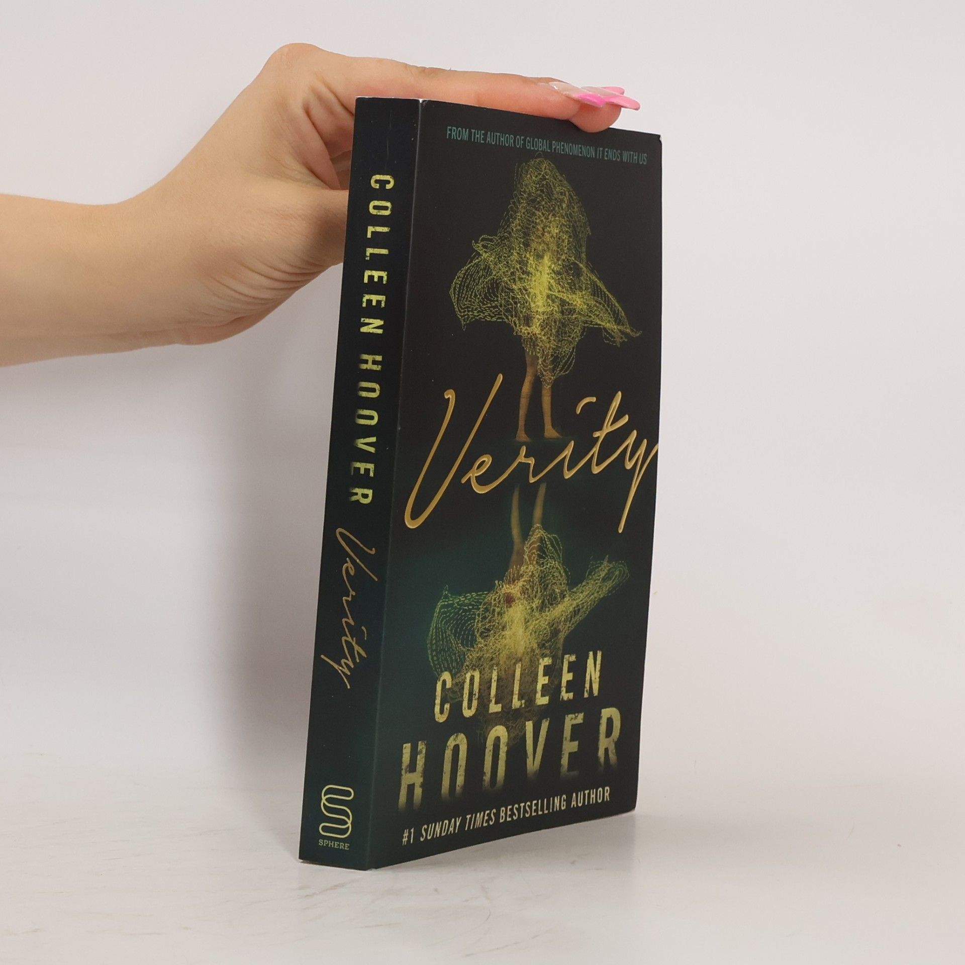 Colleen Hoover Verity