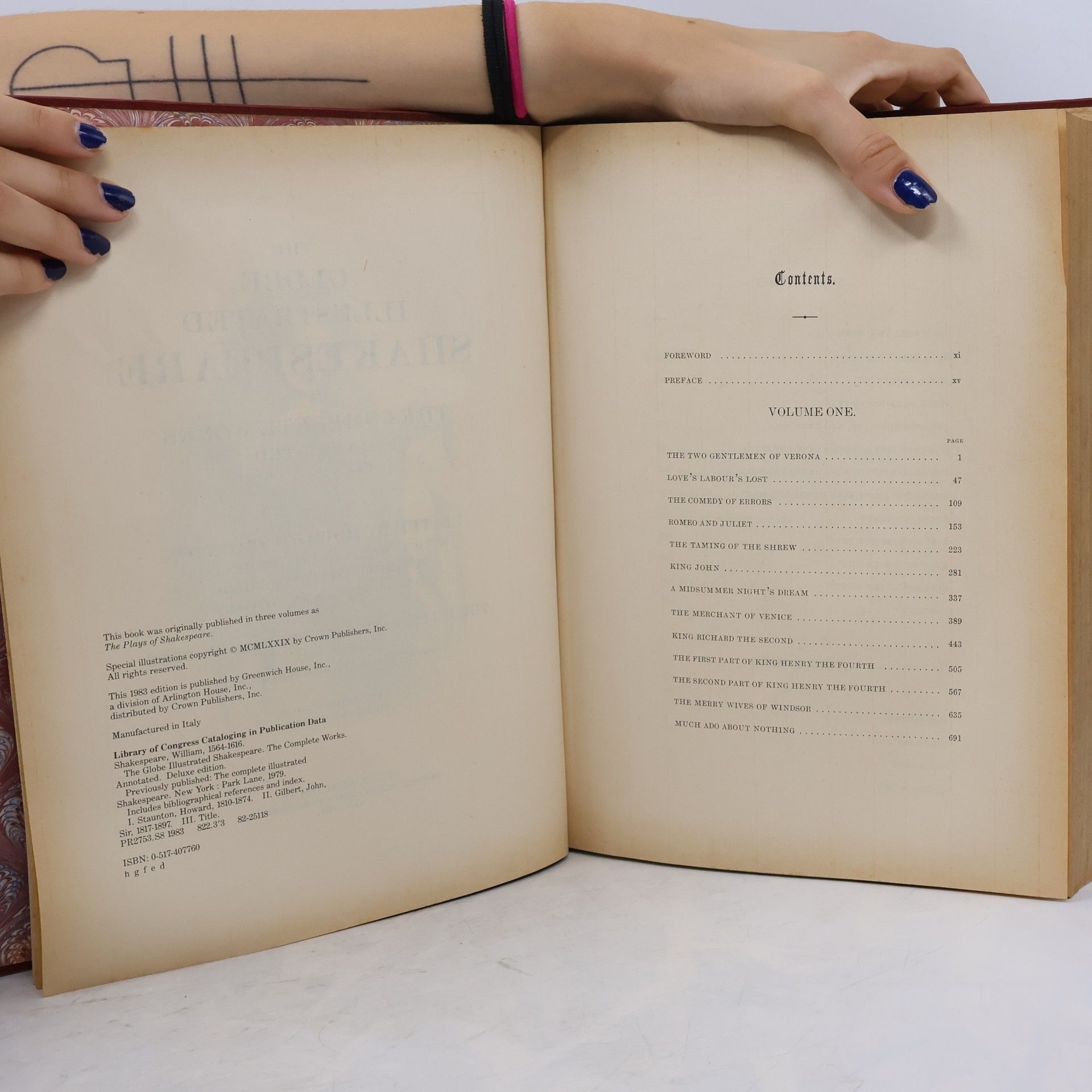 William Shakespeare The Globe illustrated Shakespeare : the complete works annotated