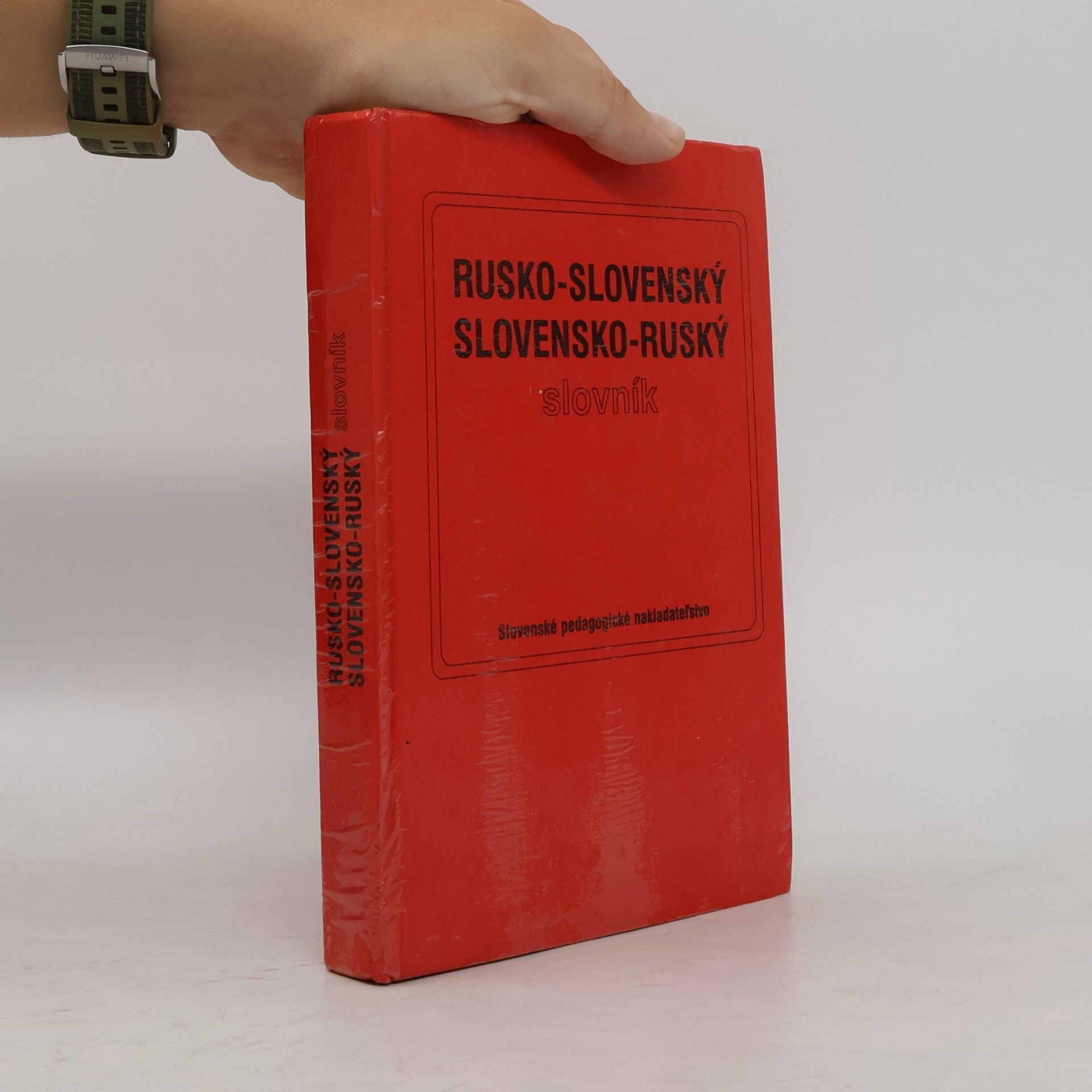 Mária Fillkusová Rusko-slovenský, slovensko-ruský slovník