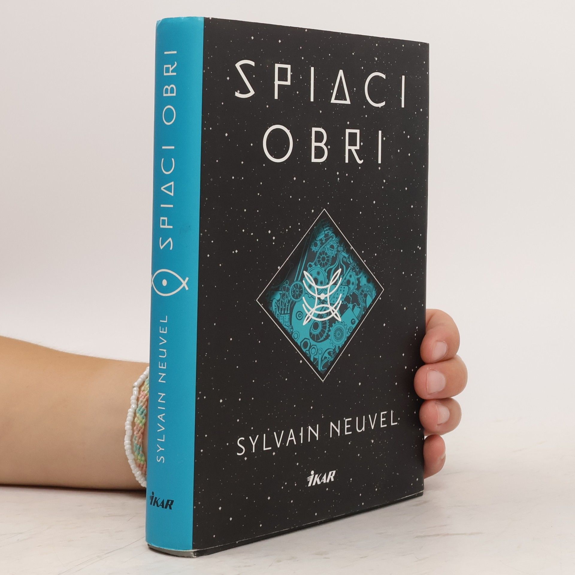 Sylvain Neuvel Spiaci obri