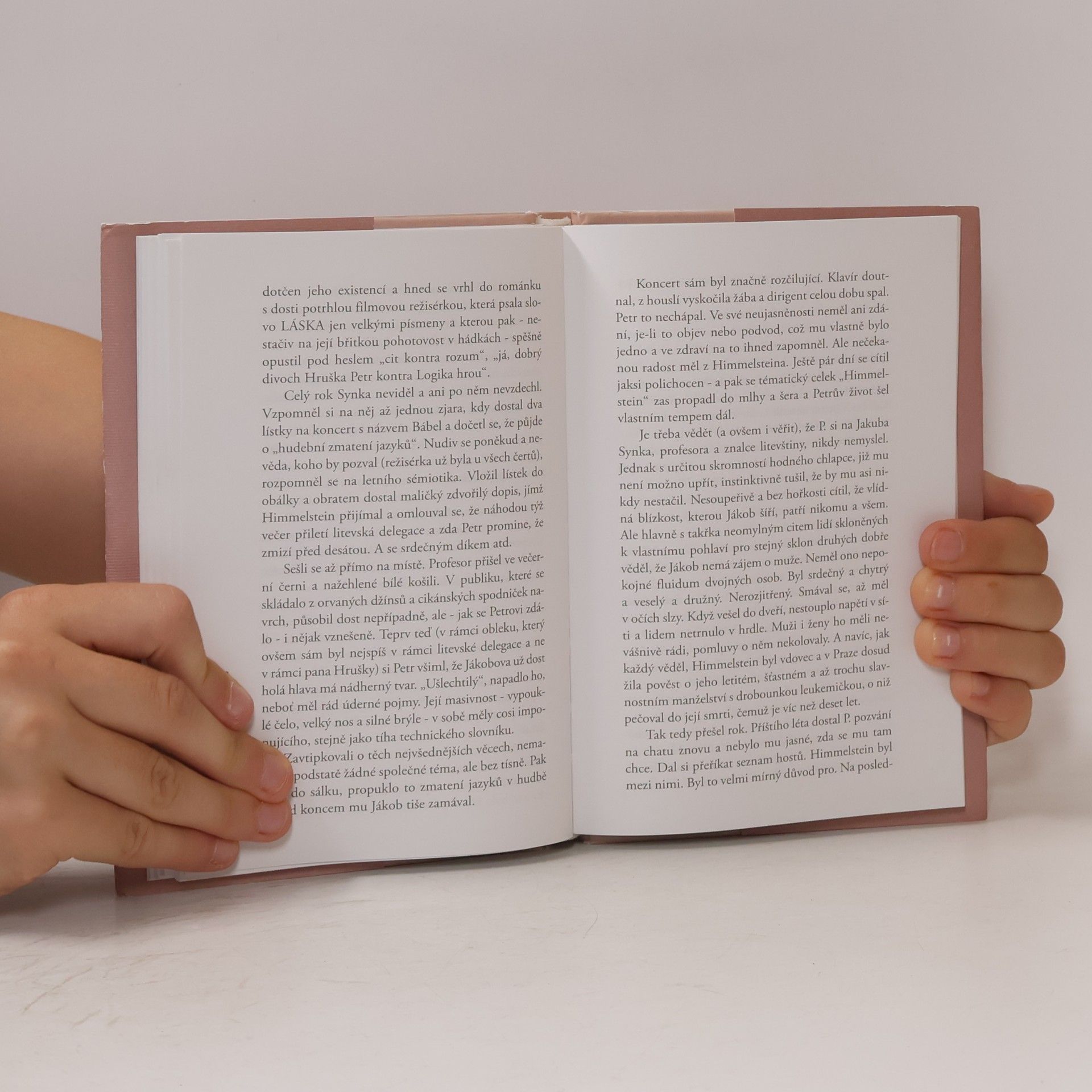 Autores varios Miluj mě víc
