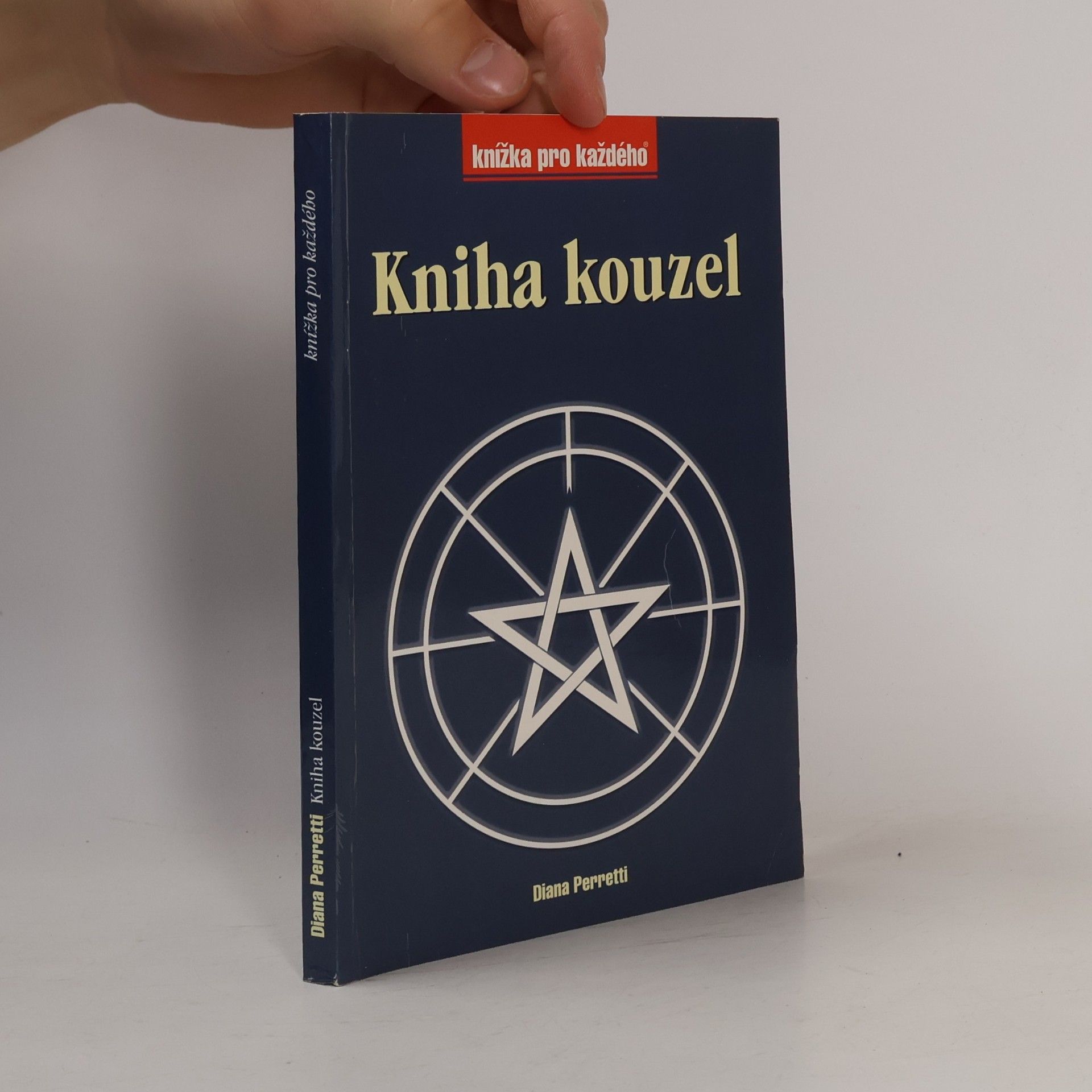 Diana Perretti Kniha kouzel