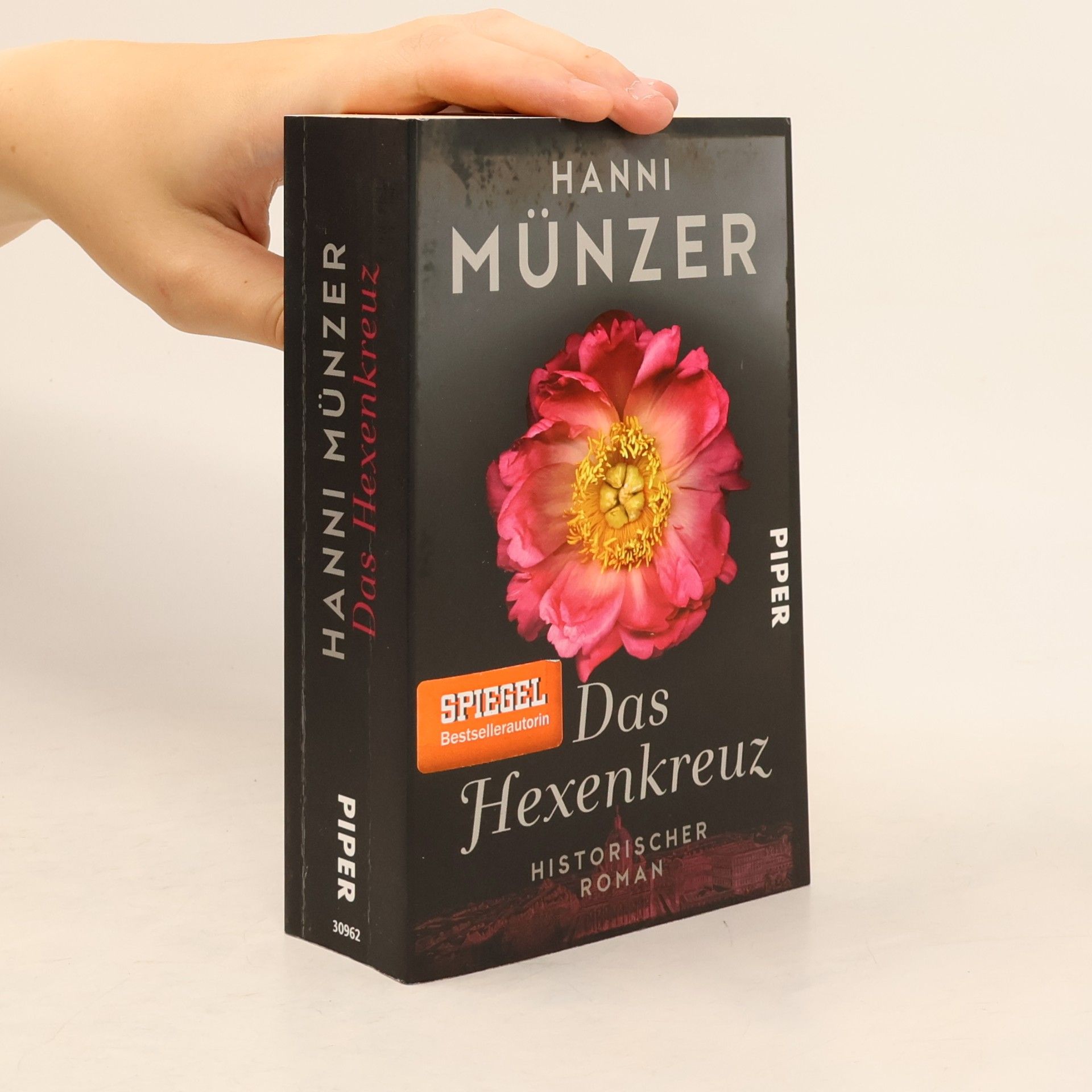 Hanni Münzer Das Hexenkreuz