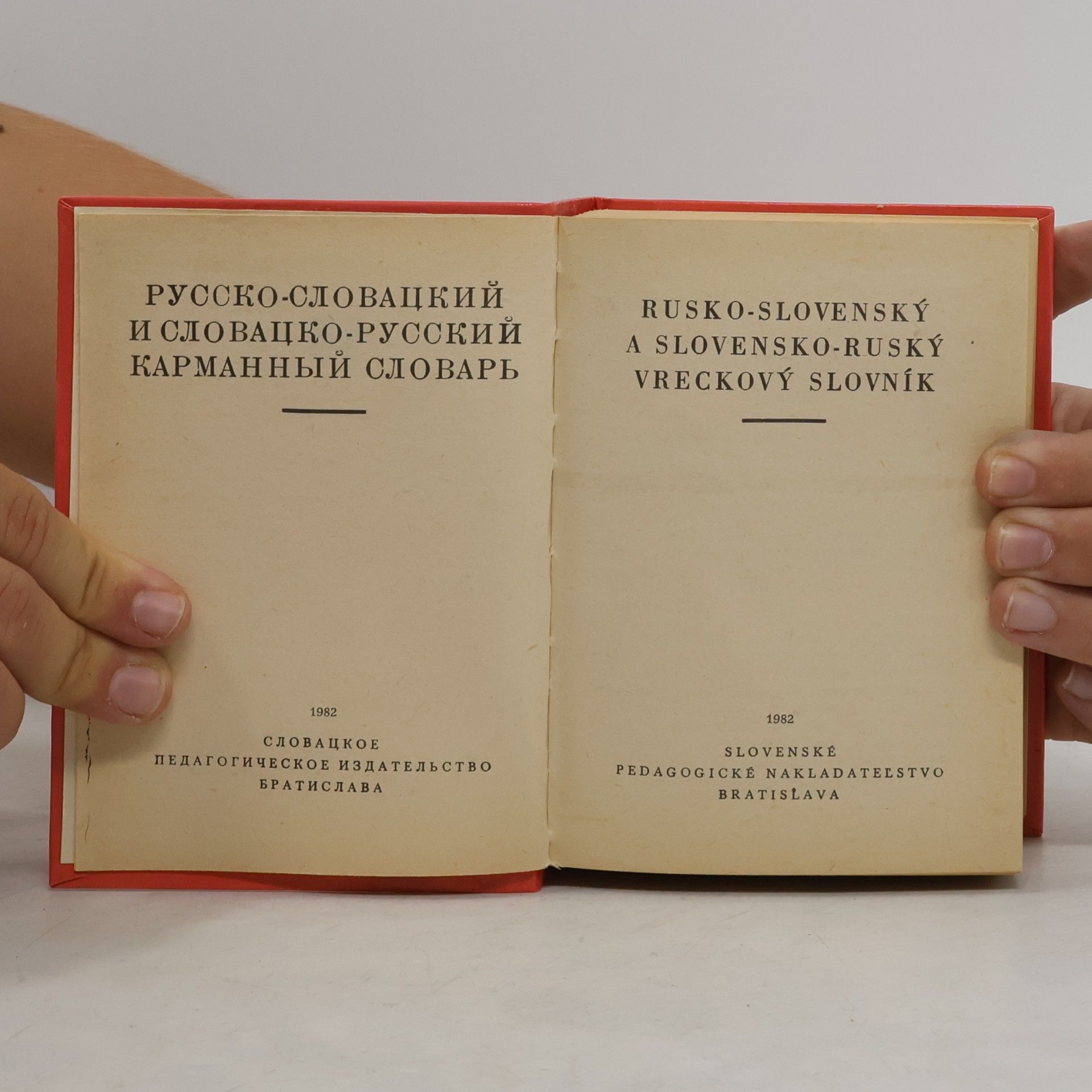 Autorenkollektiv Rusko-slovenský. Slovensko-ruský. Vreckový slovník