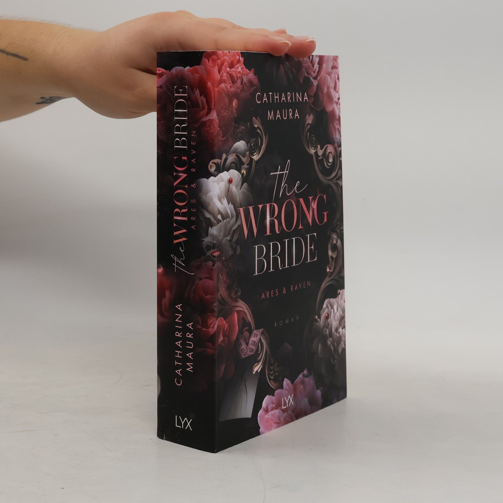 Catharina Maura The wrong bride