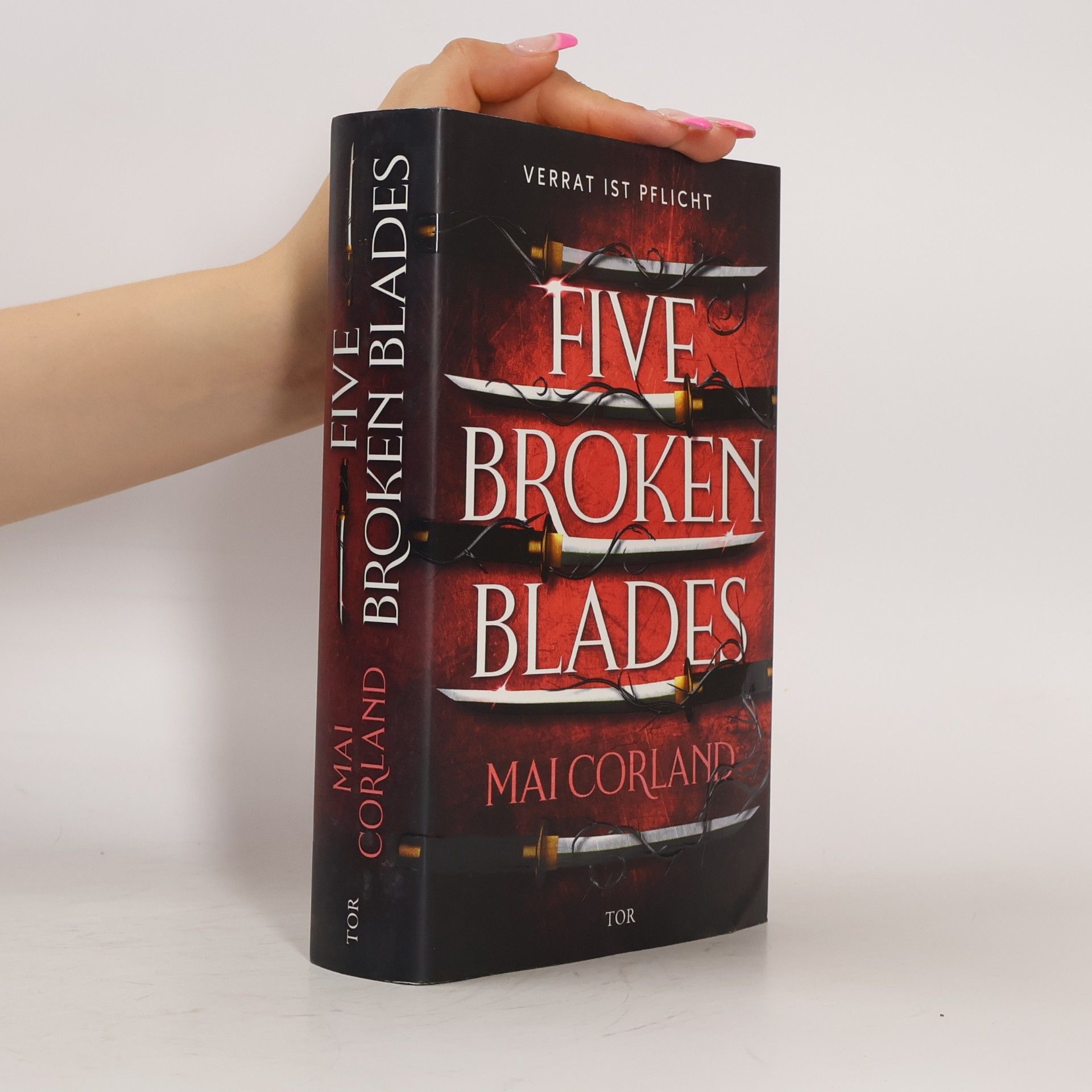 Mai Corland Five Broken Blades