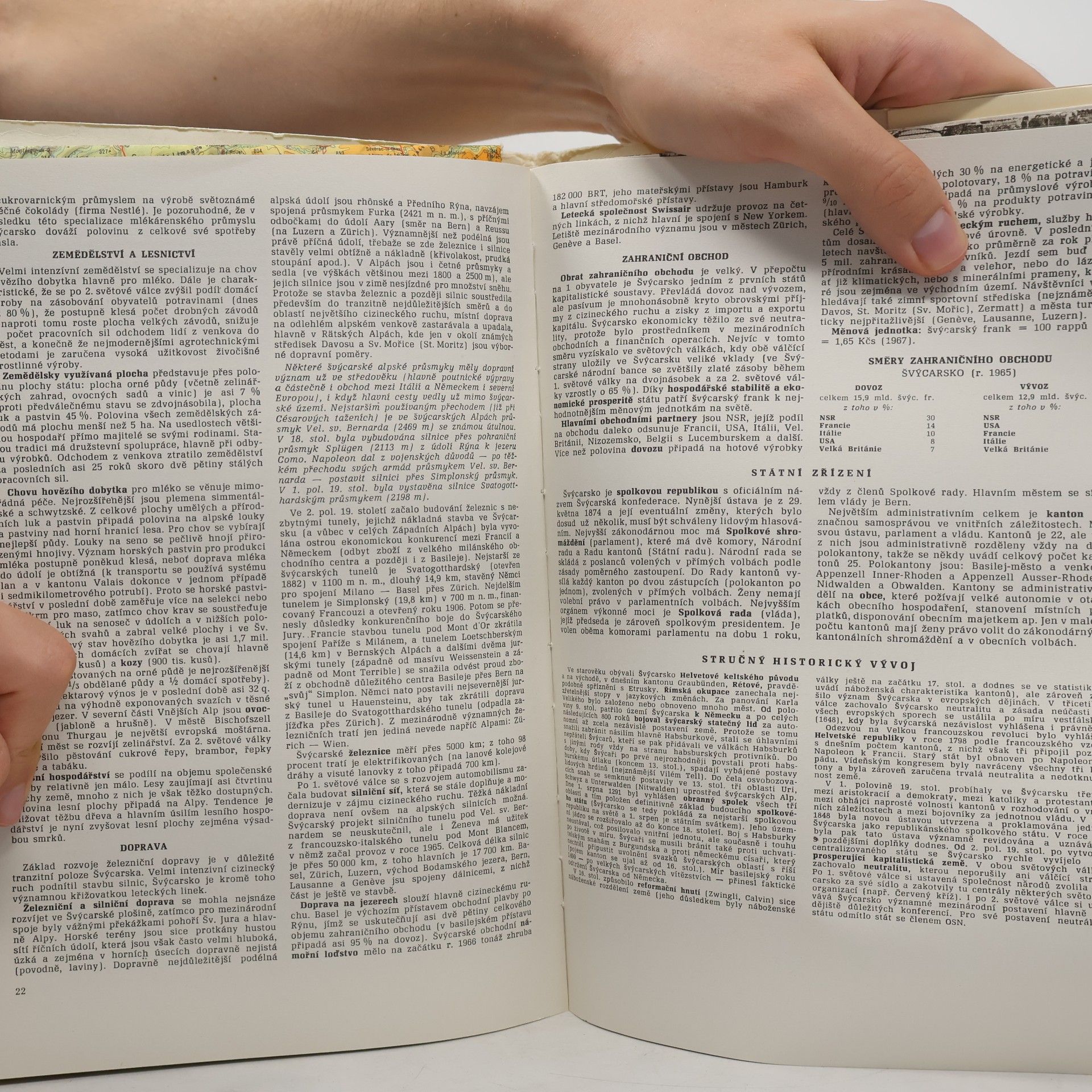 Autorenkollektiv Poznáváme svět: Francie a Švýcarsko