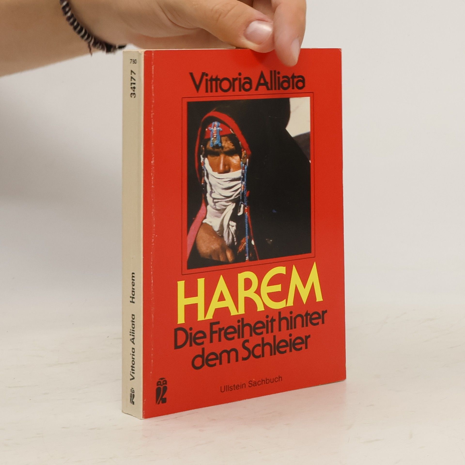 Vittoria Alliata Harem