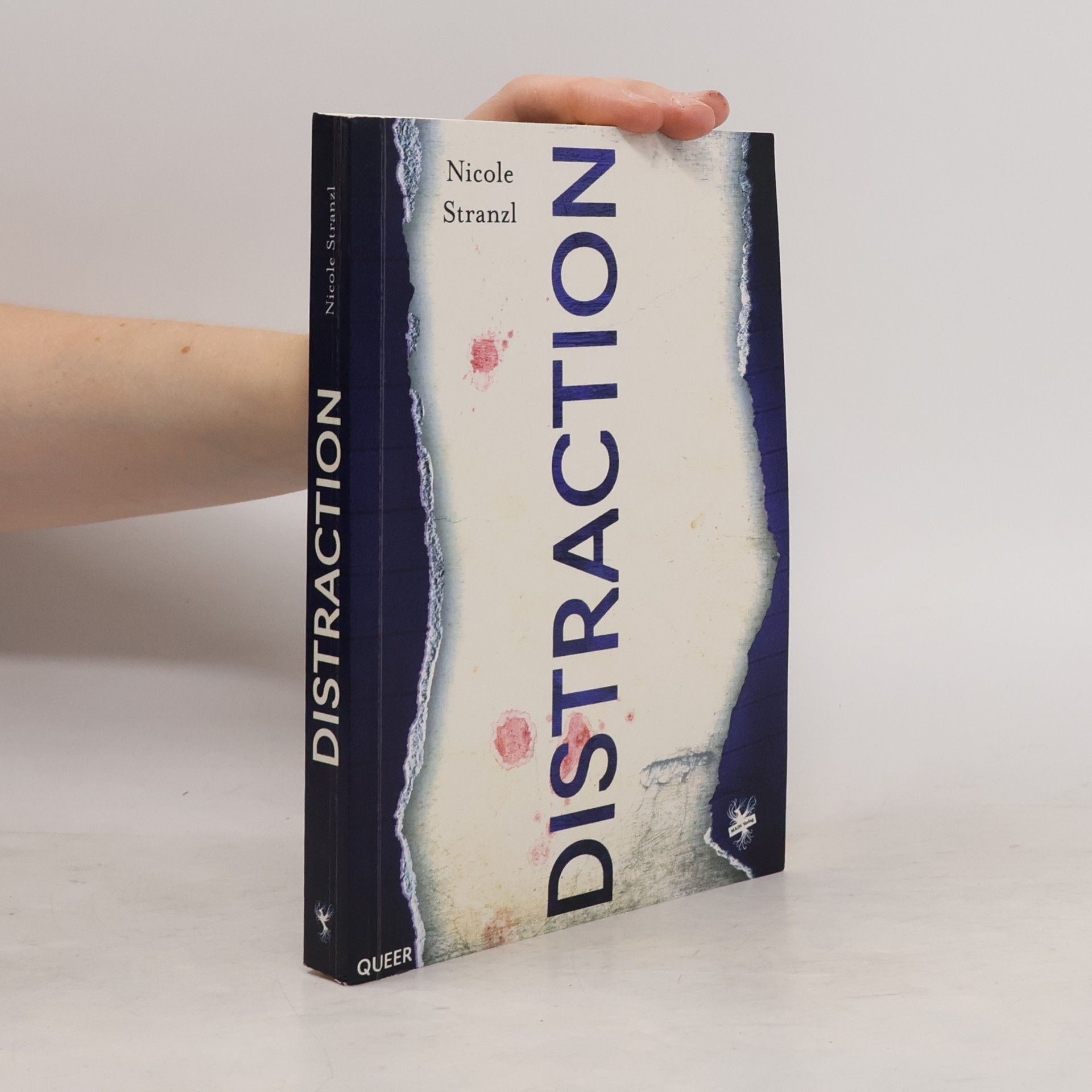 Nicole Stranzl Distraction