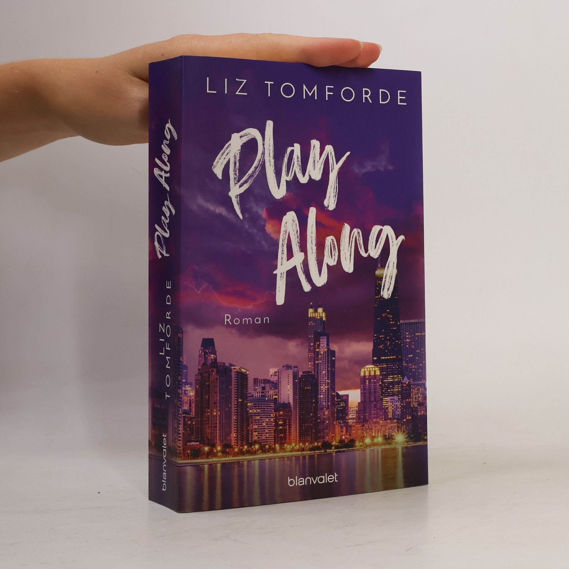 Liz Tomforde Play Along