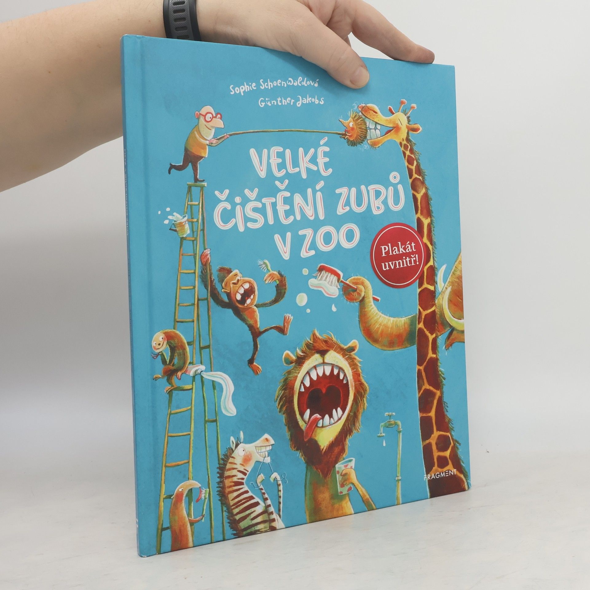 Sophie Schoenwald Velké čištění zubů v ZOO