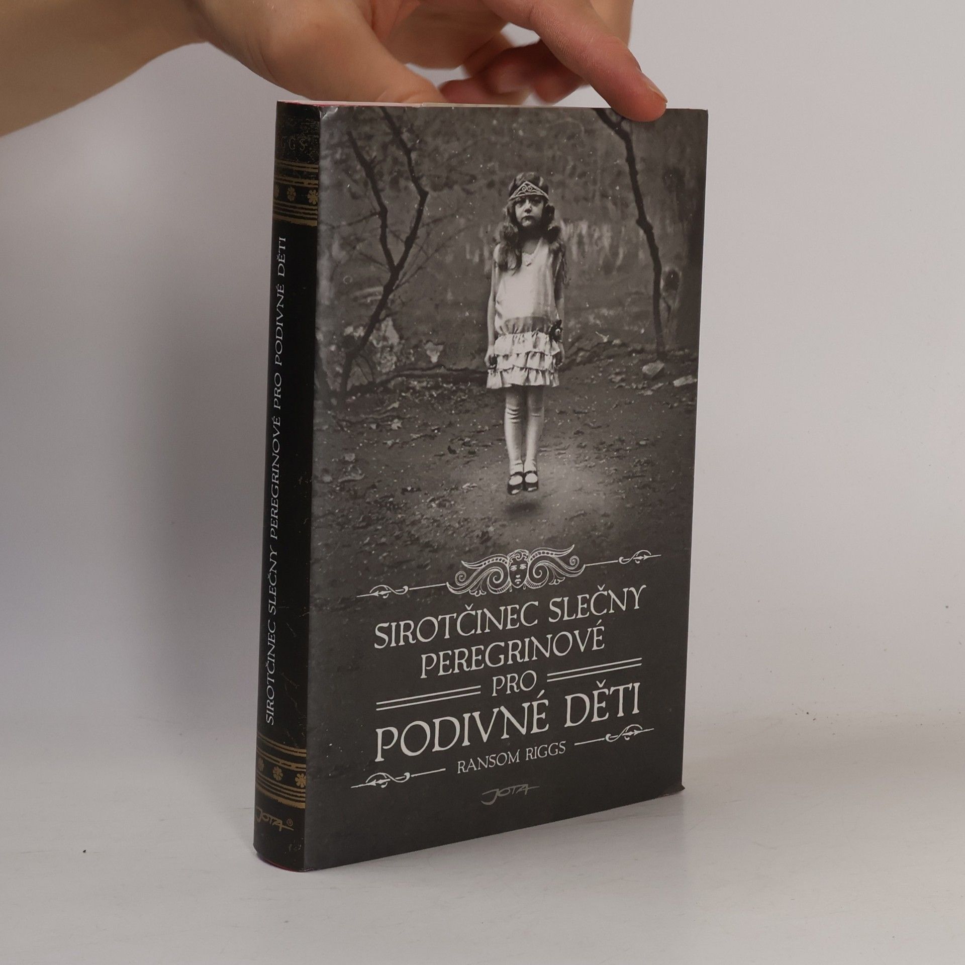 Ransom Riggs Sirotčinec slečny Peregrinové pro podivné děti