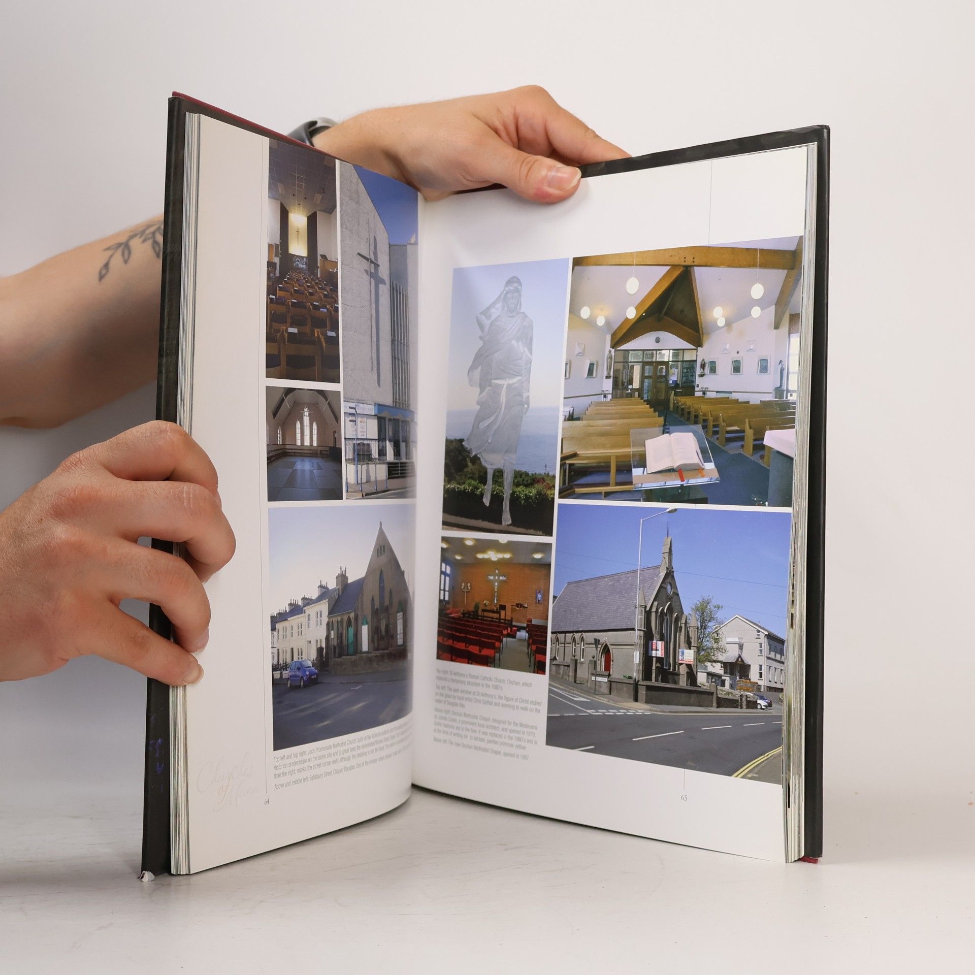 Jonathan Kewley Churches of mann : Isle of man churches, chapels and keeills explored in words, pictures and music