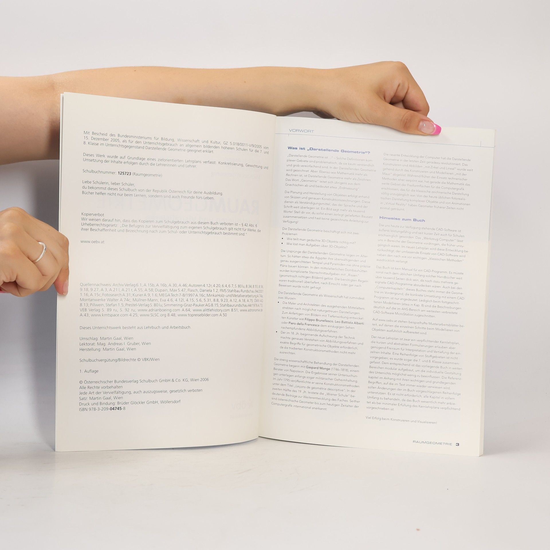 Dr. Gerhard Pillwein Raumgeometrie : Konstruieren und Visualisieren