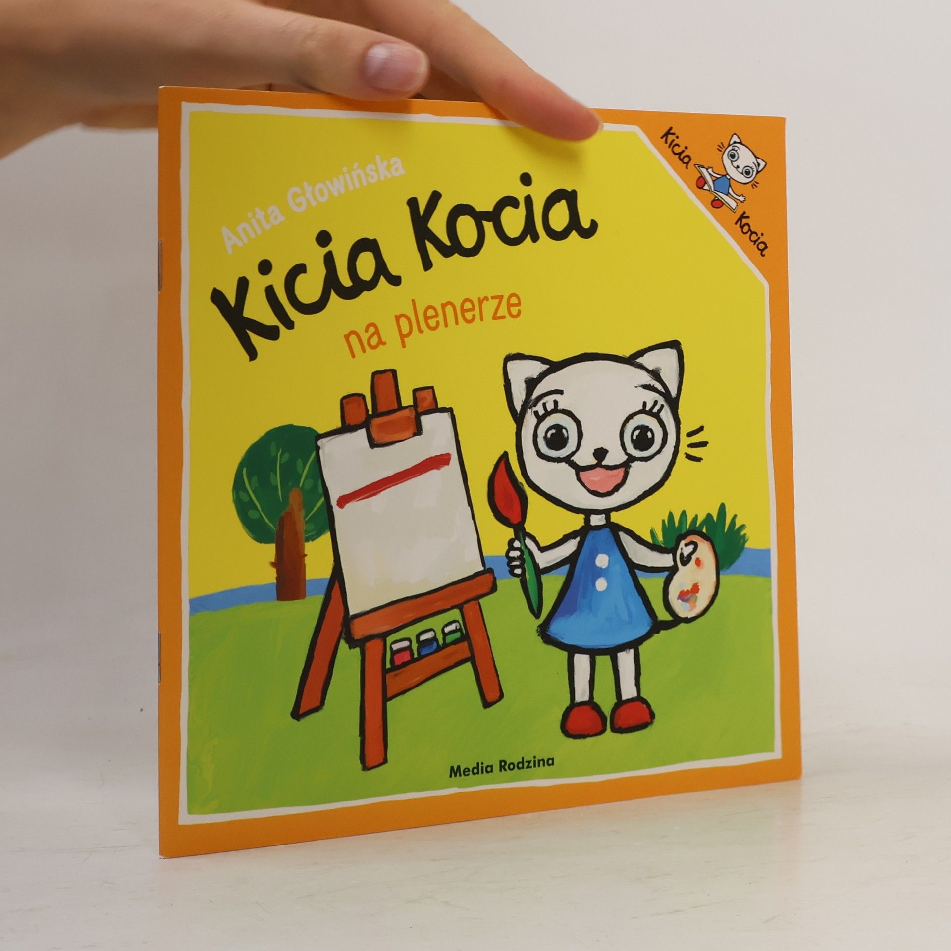Anita Głowińska Kicia Kocia na plenerze