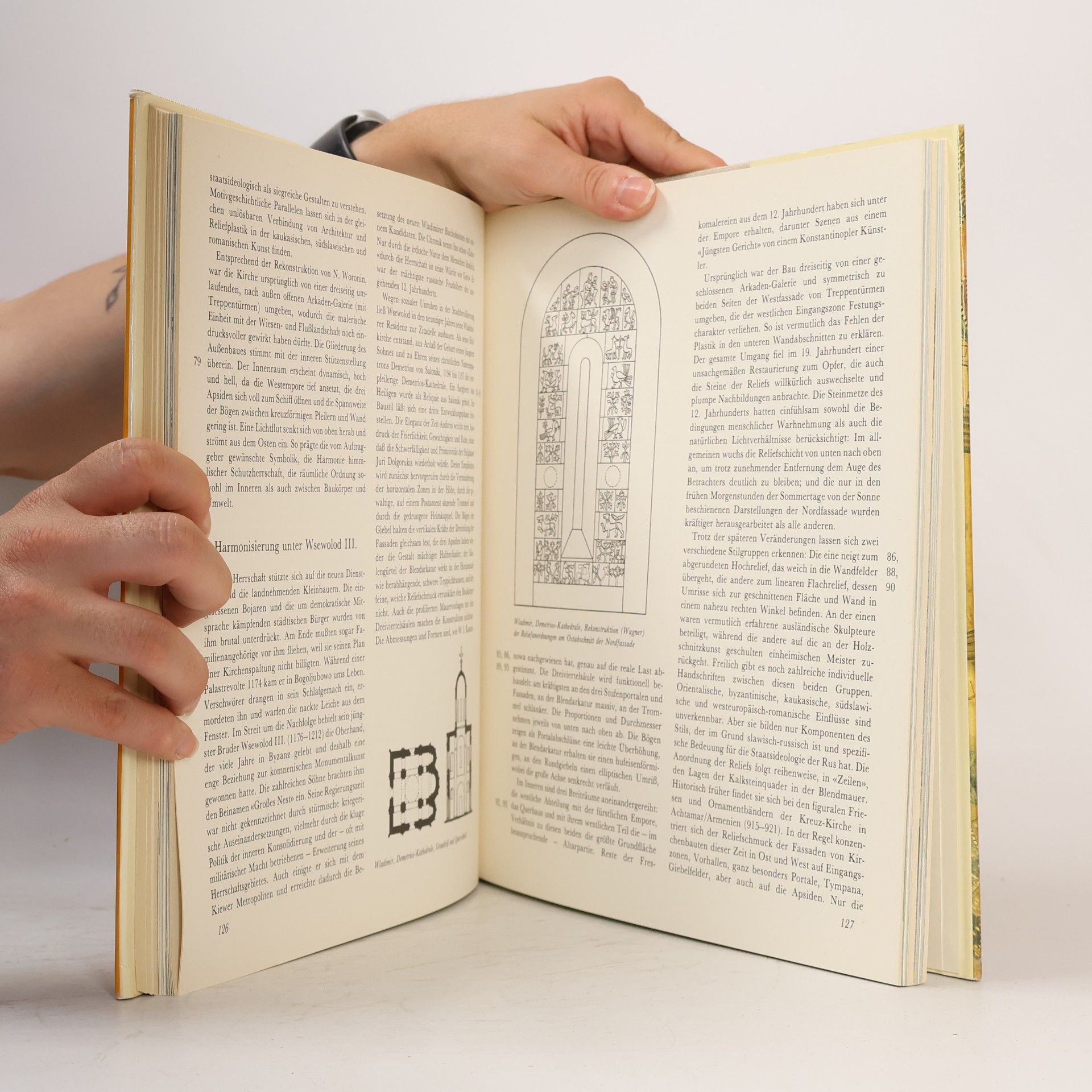 Various authors Kirchen und Klöster im alten Russland