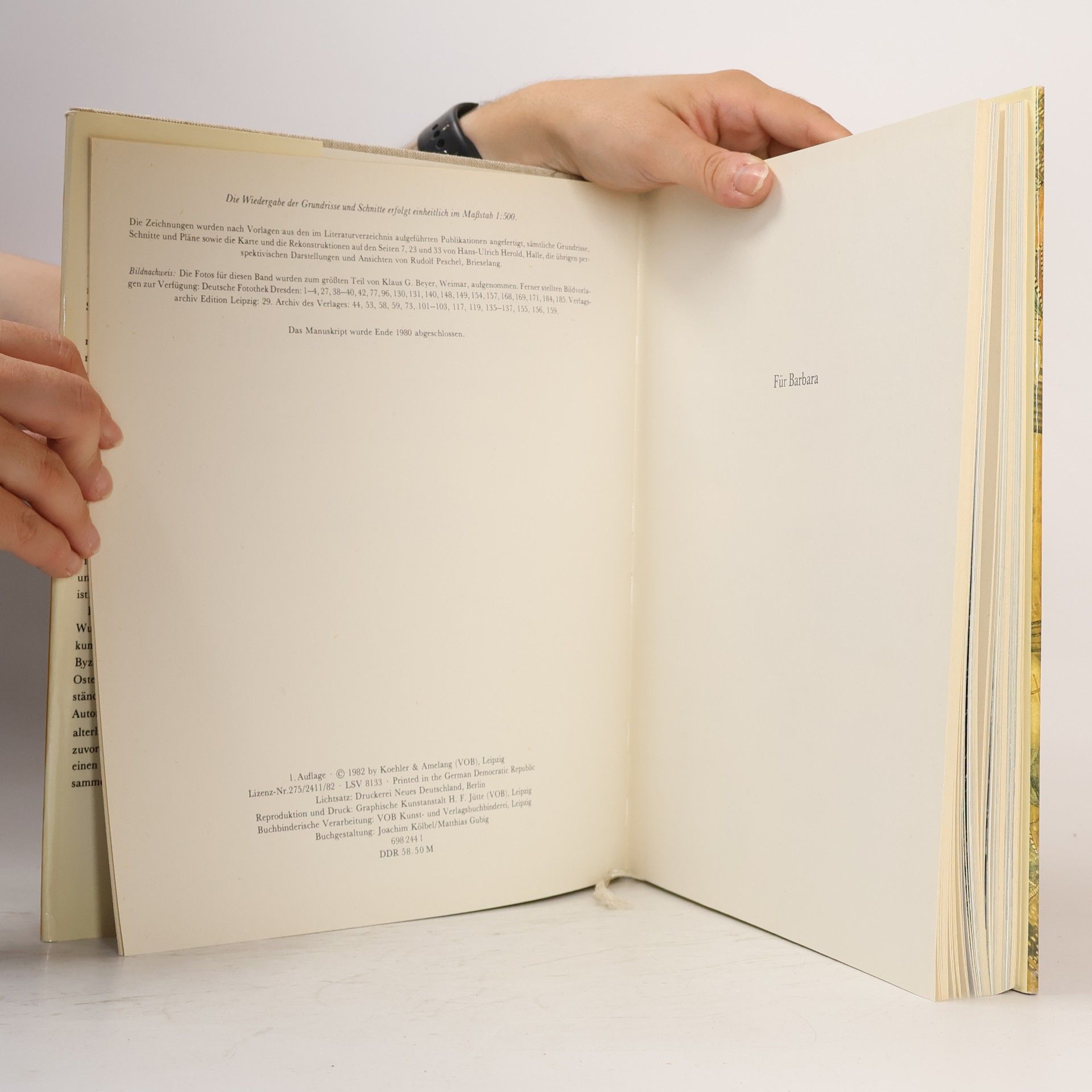 Various authors Kirchen und Klöster im alten Russland