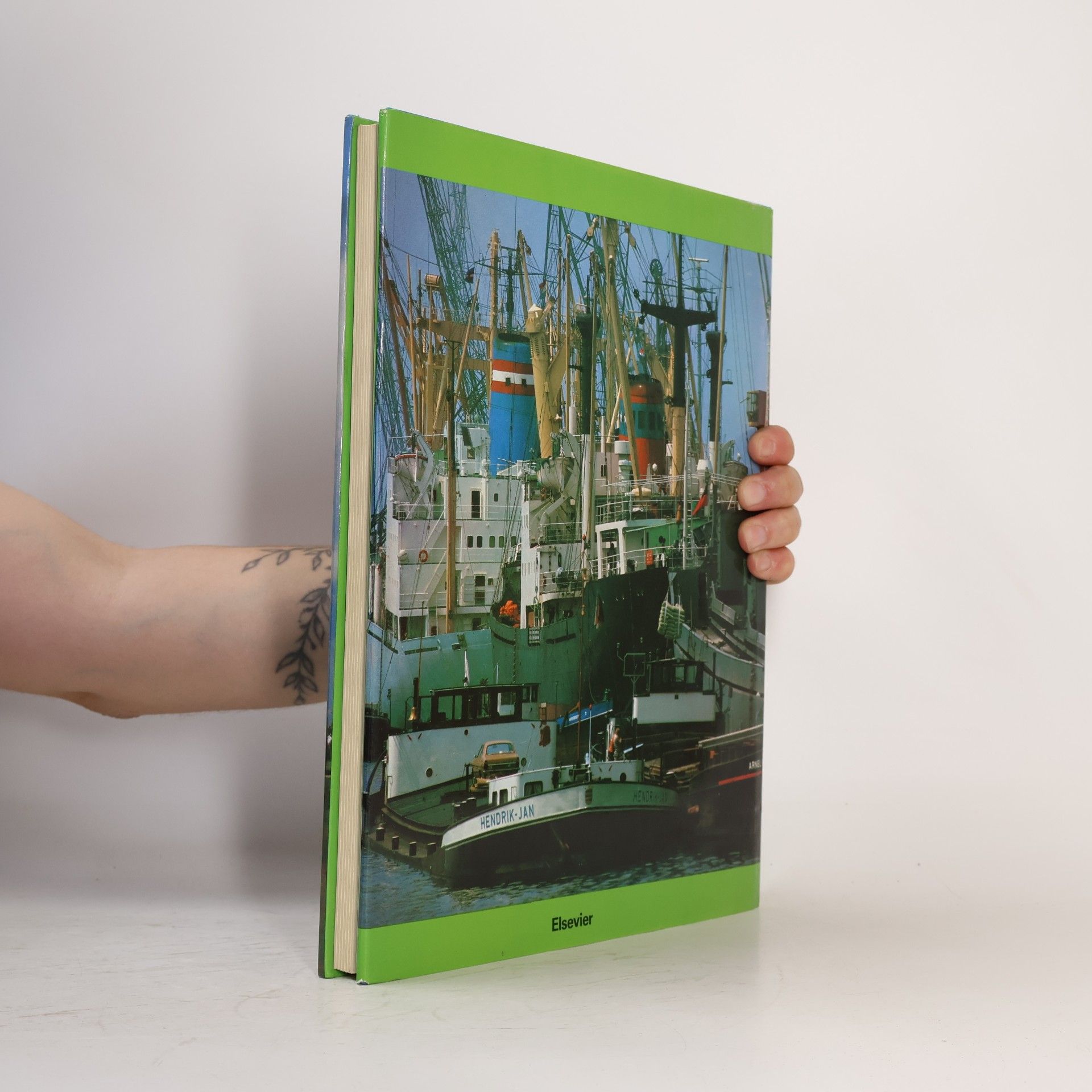Autores varios Holland in close-up