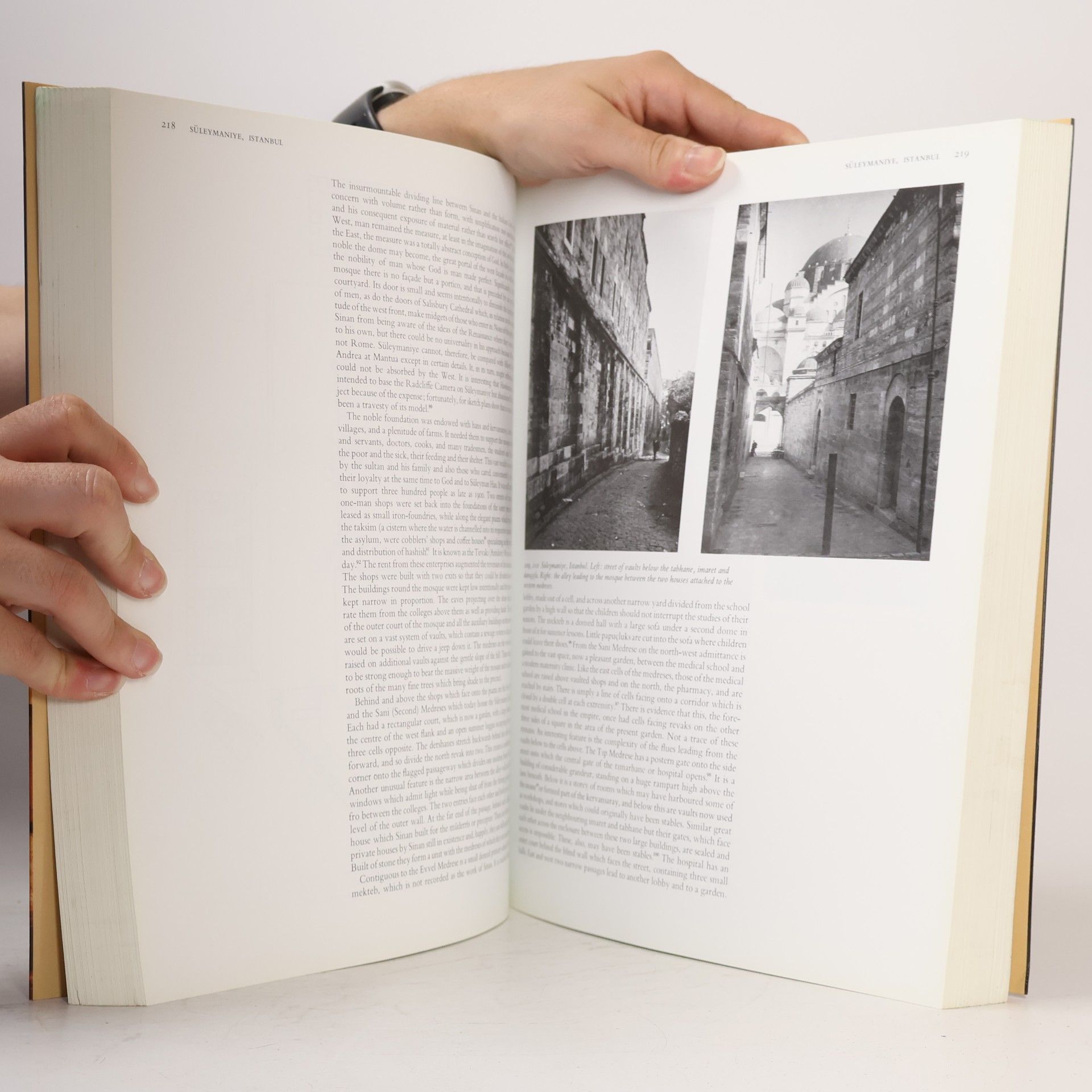 Godfrey Goodwin A History of Ottoman Architecture