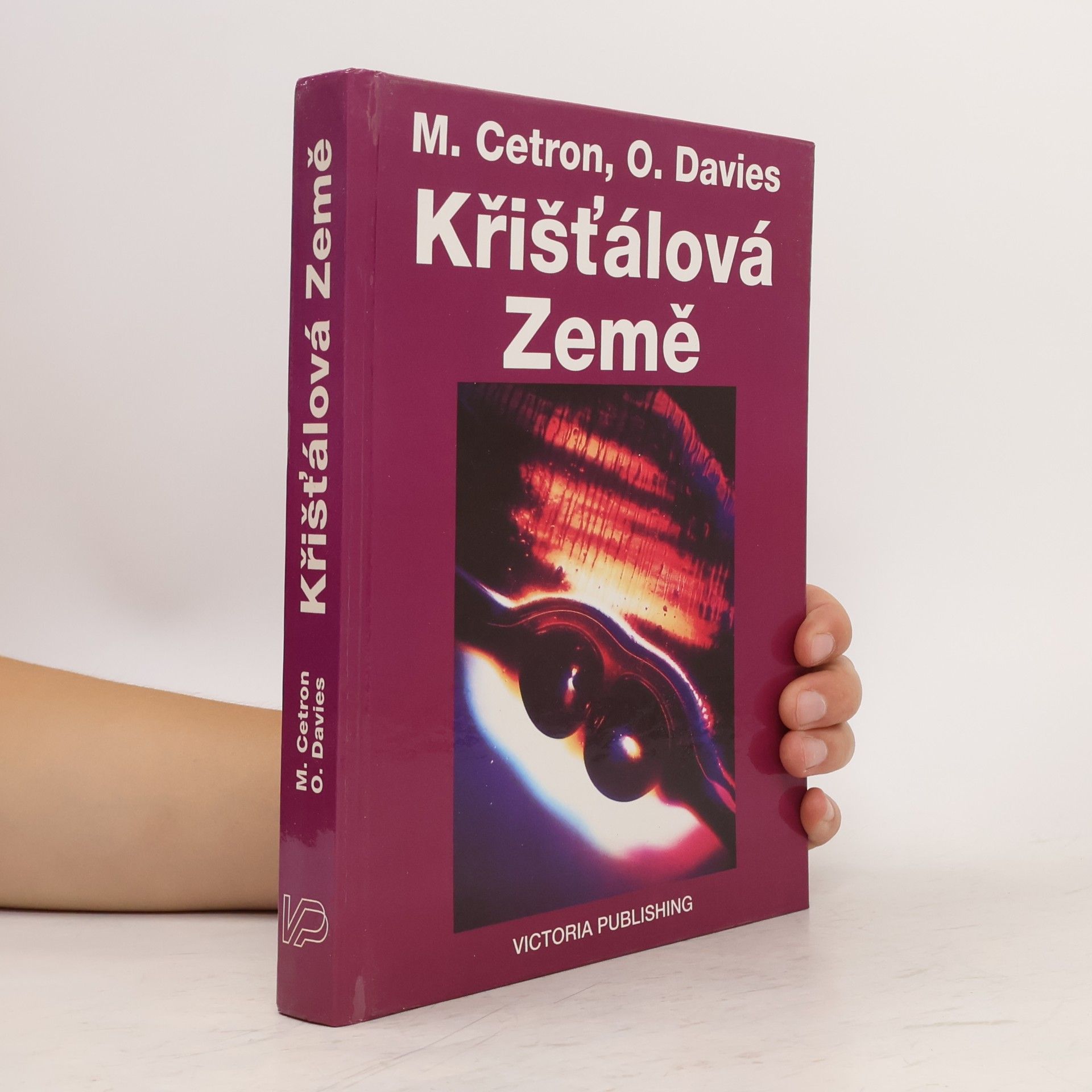 Marty Cetron Křišťálová země