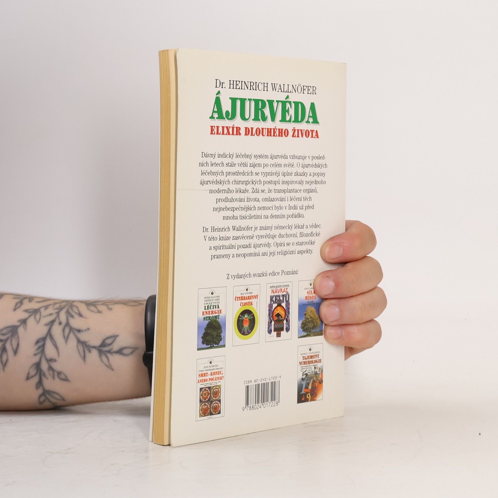 Heinrich Wallnöfer Ájurvéda : elixír dlouhého života