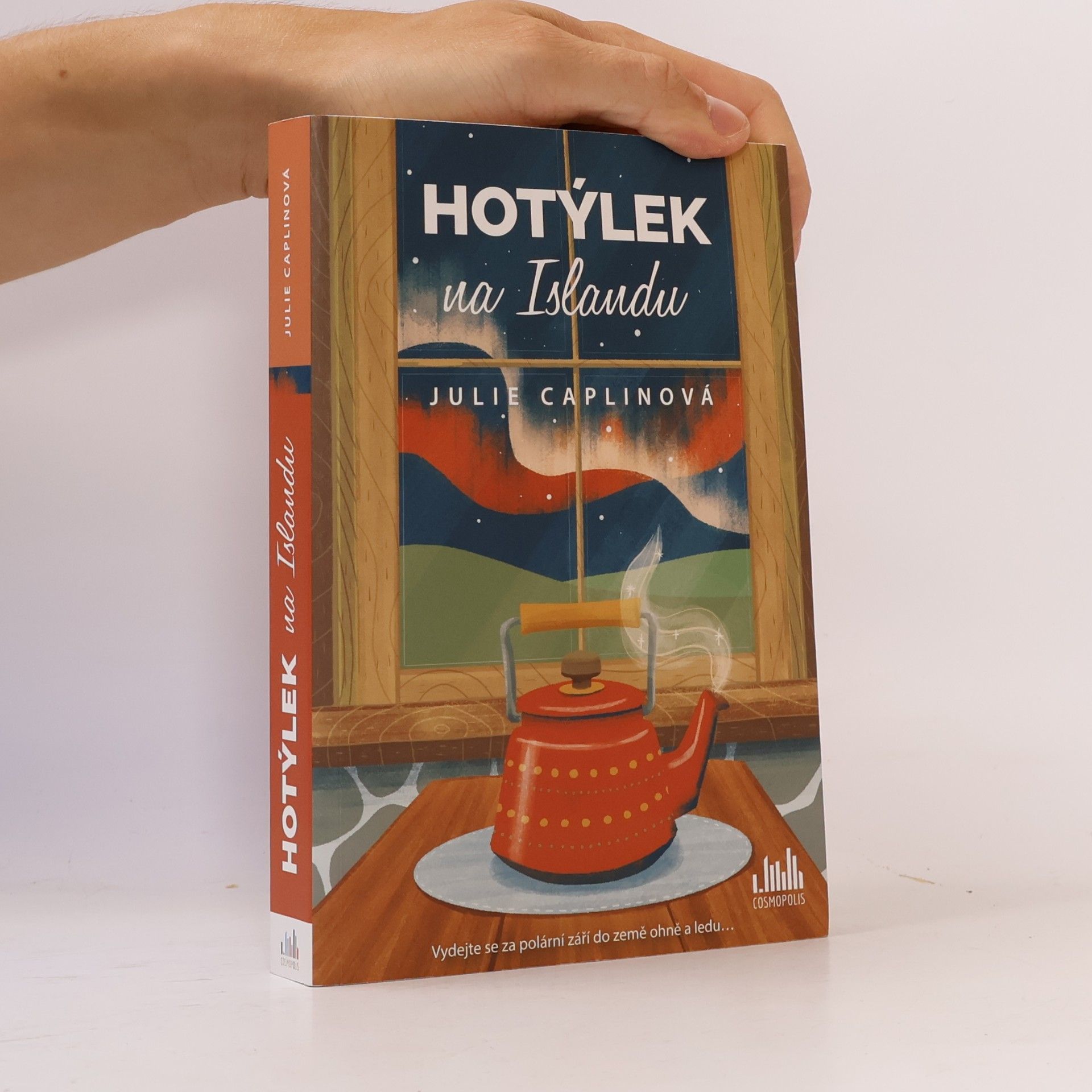 Julie Caplinová Hotýlek na Islandu