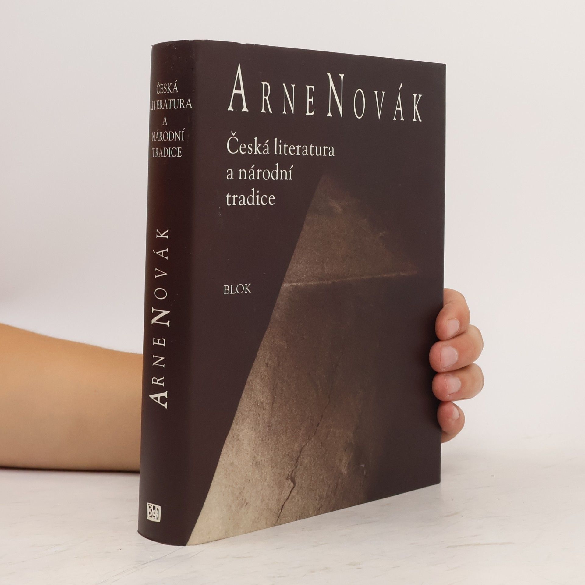Arne Novák Česká literatura a národní tradice