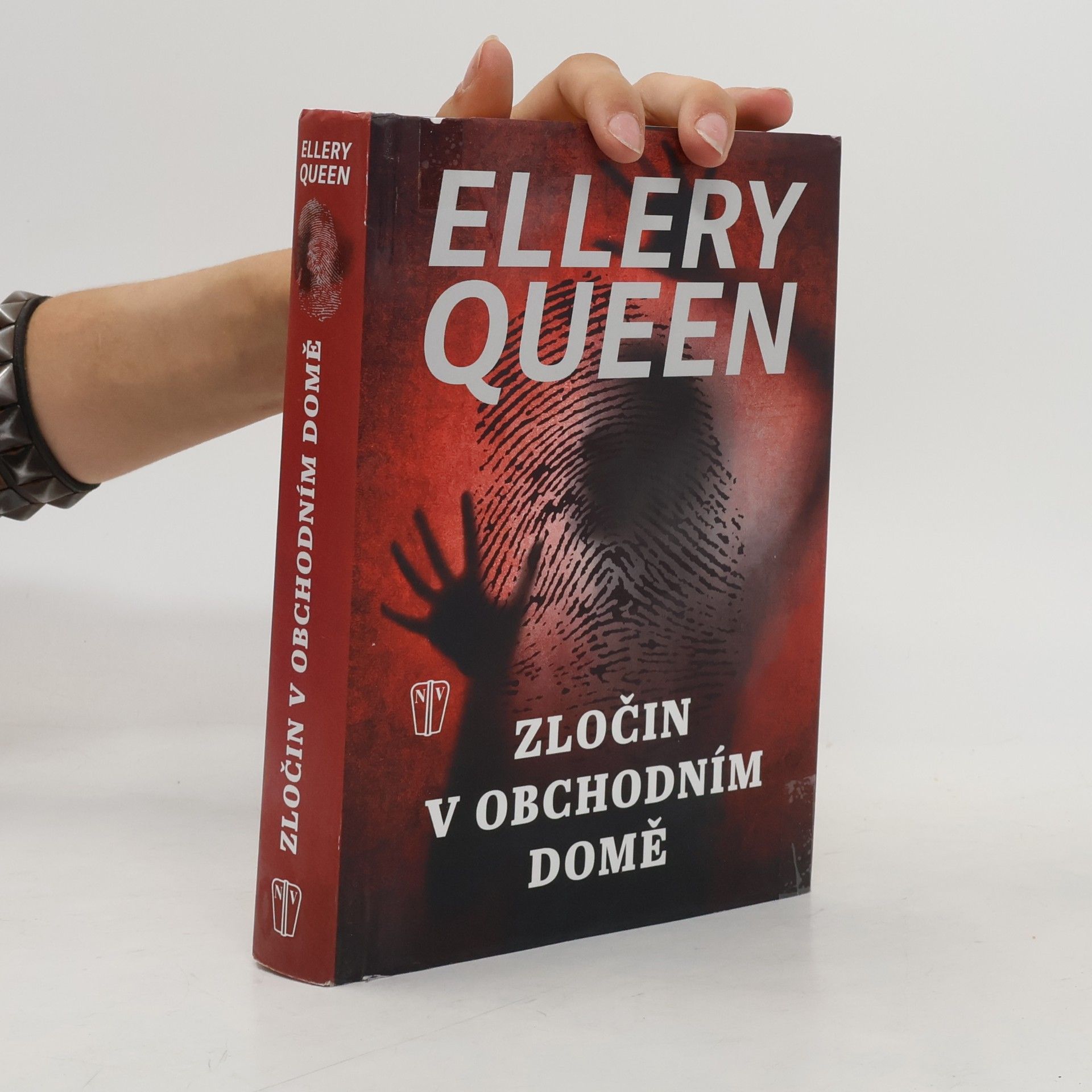 Ellery Queen Zločin v obchodním domě