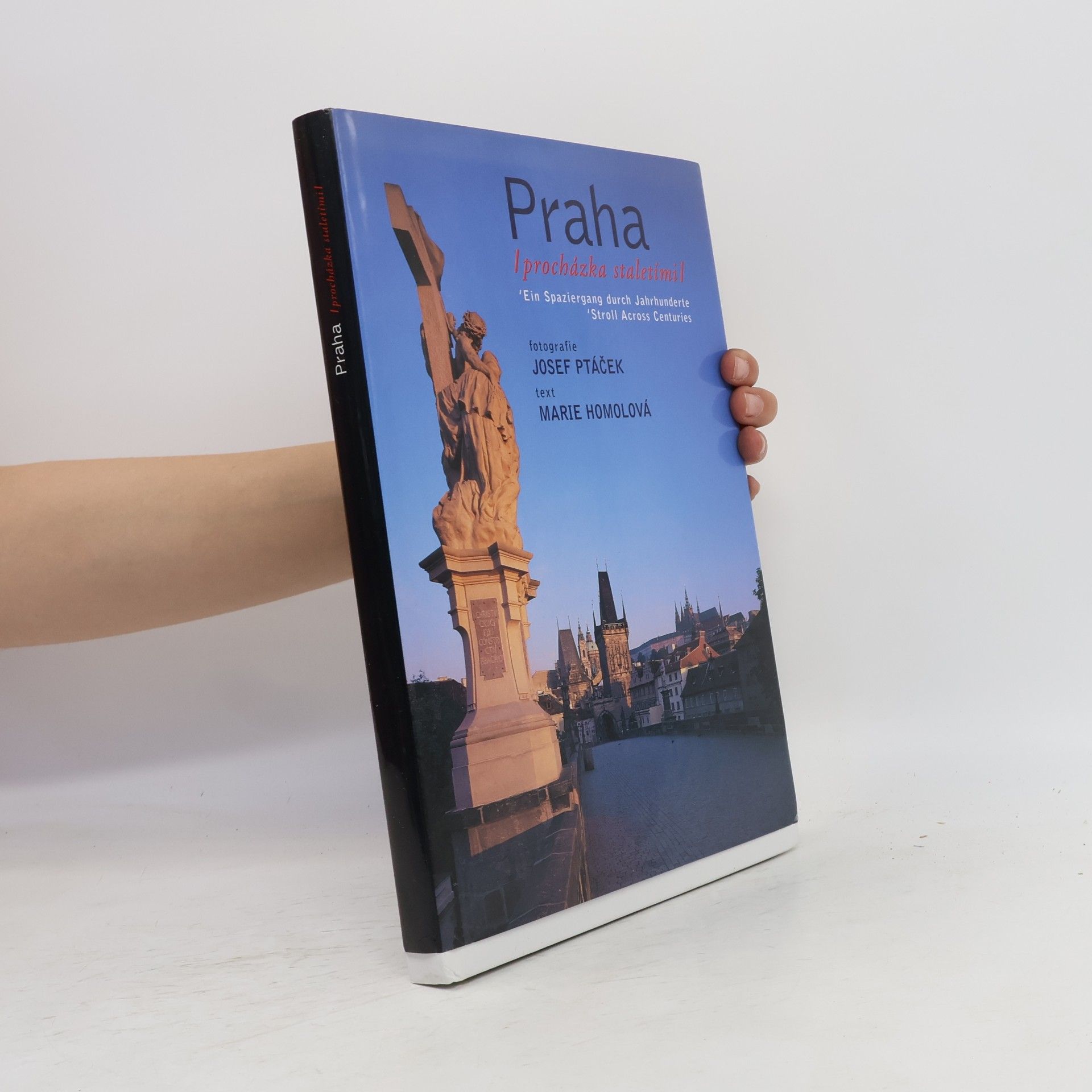 PRAHA - procházka staletími