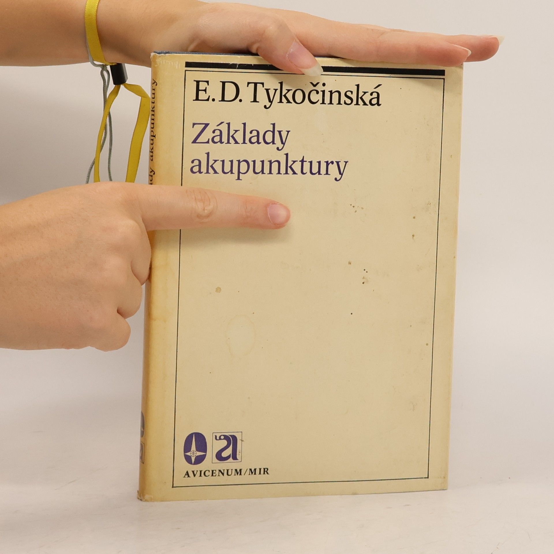 Esfir Davidovna Tykočinská Základy akupunktury