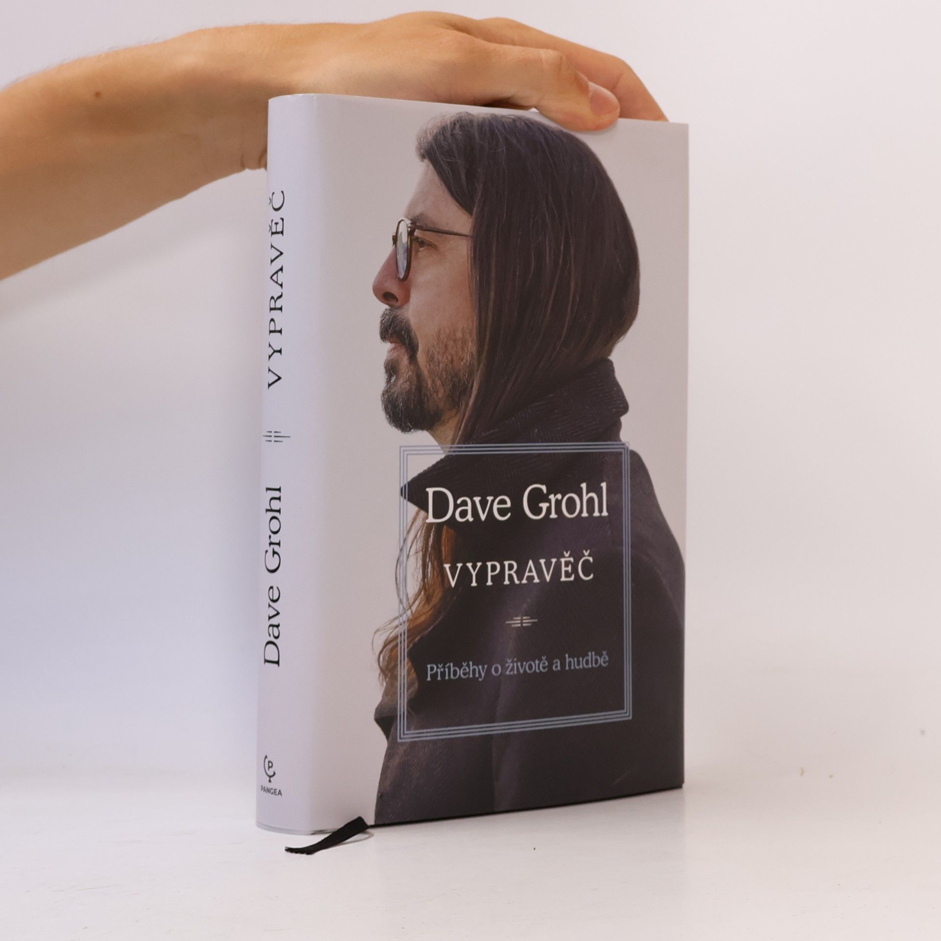 Dave Grohl Vypravěč : příběhy o životě a hudbě