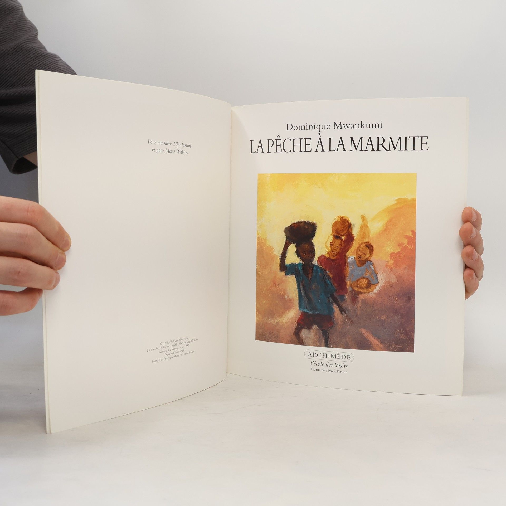 Dominique Mwankumi La pêche à la marmite