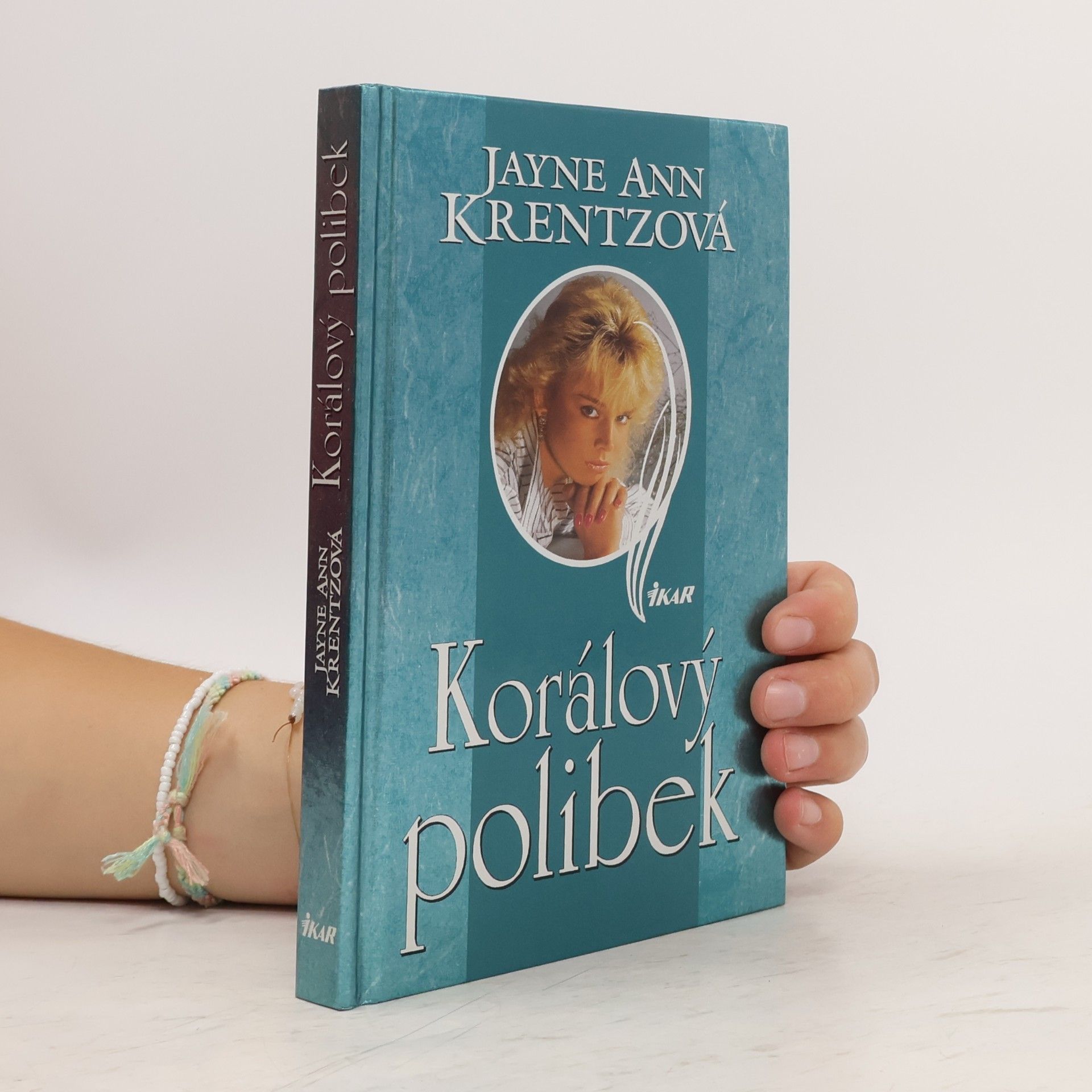 Jayne Ann Krentz Korálový polibek