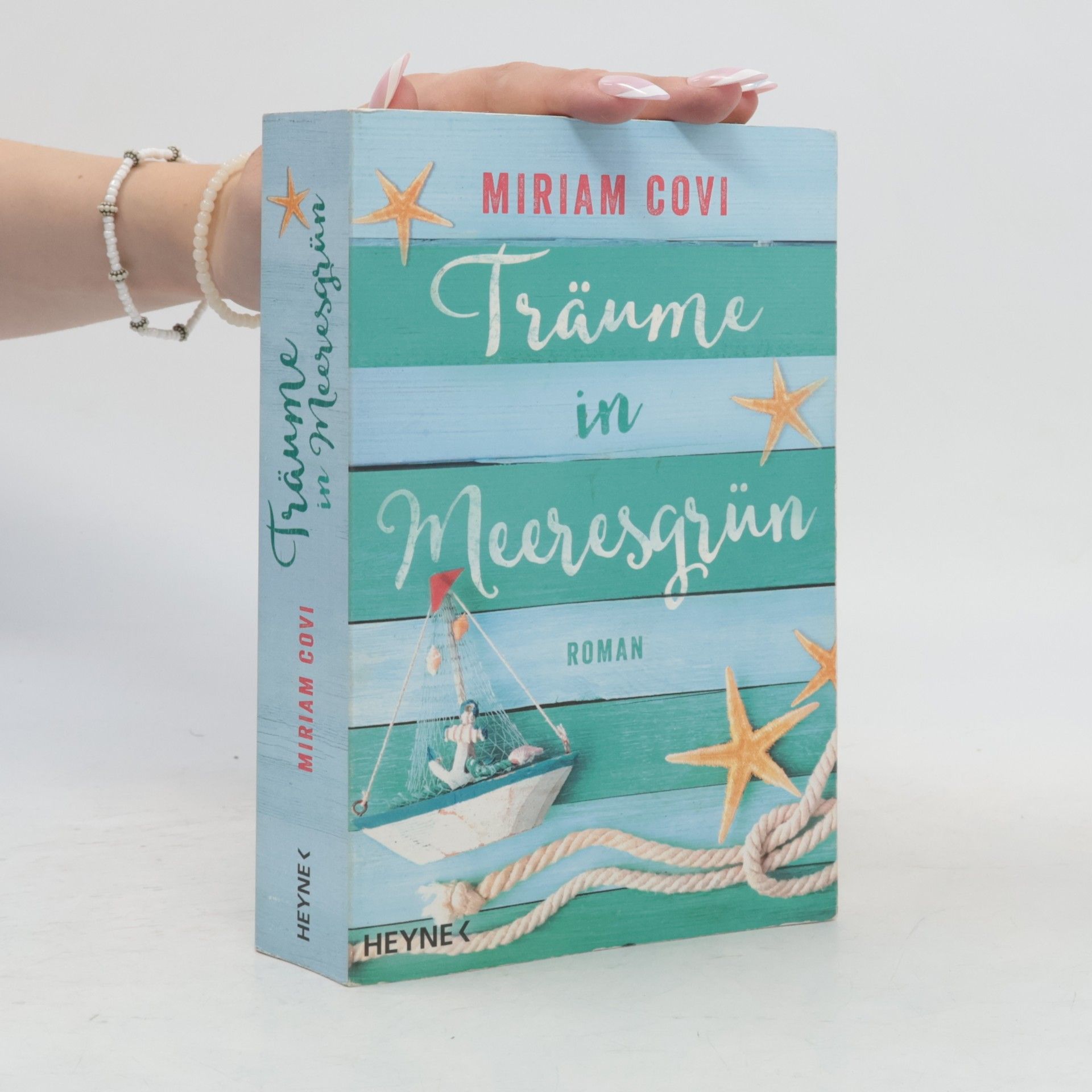 Miriam Covi Träume in Meeresgrün