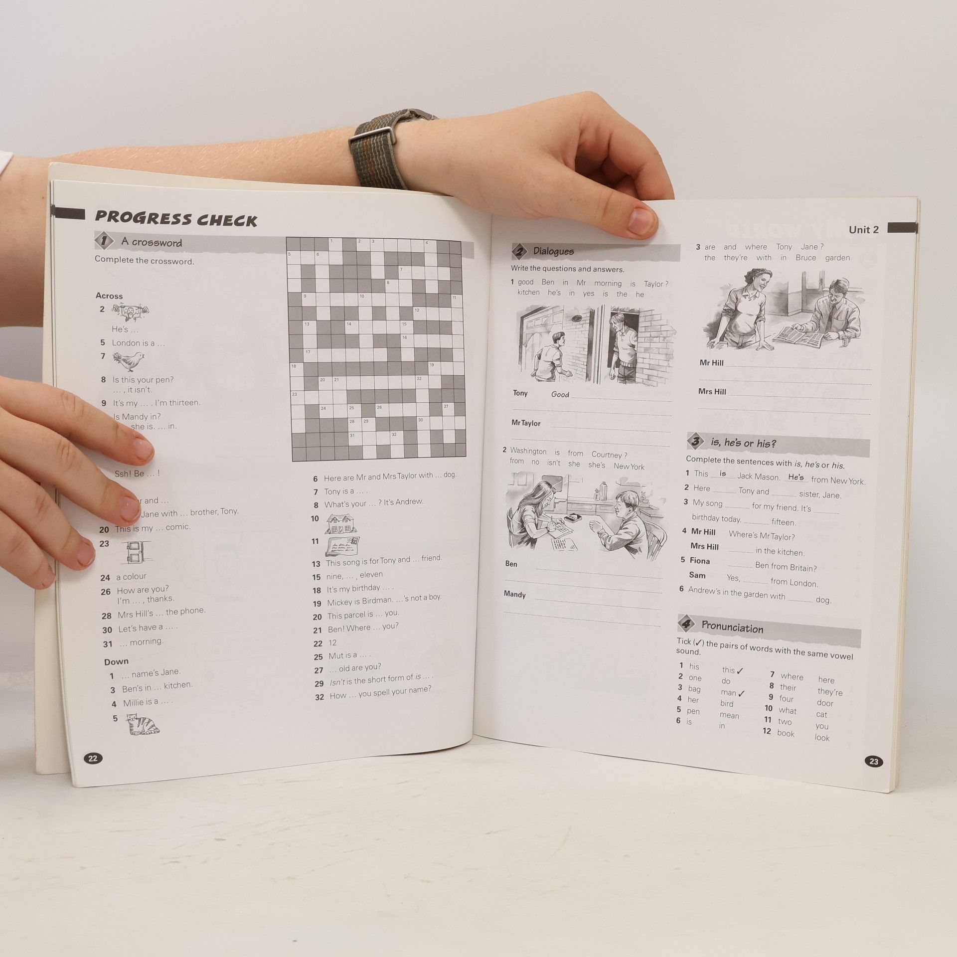 Tom Hutchinson Project 1 workbook czech edition