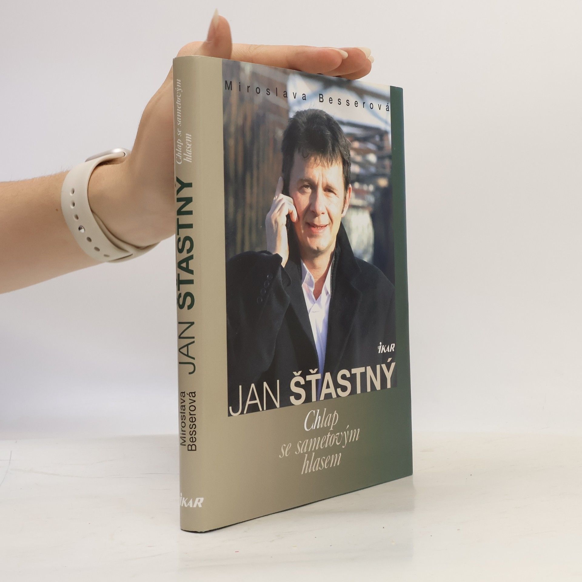 Jan Šťastný. Chlap se sametovým hlasem