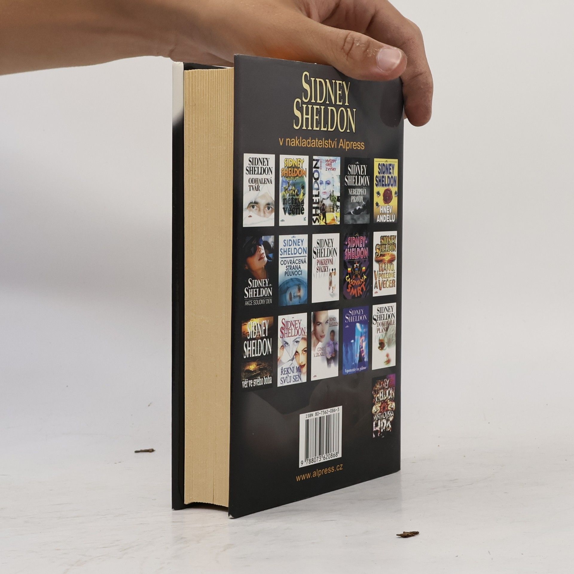 Sidney Sheldon Bojíš se tmy?